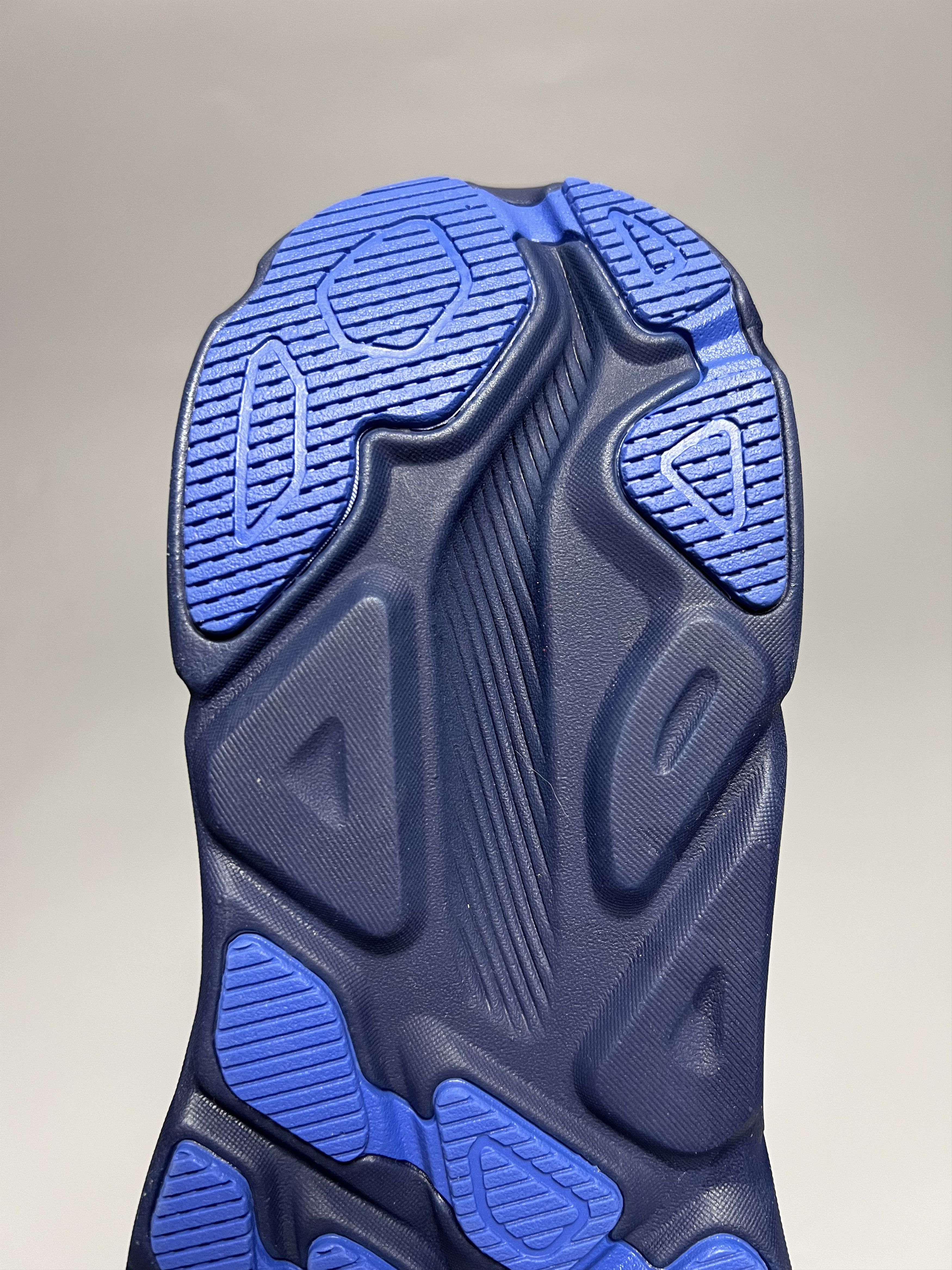 Hoka 10.5D Hoka One One Clifton 9 Gore-Tex Running Shoes Size US 10.5 / EU 43-44 - 15 Thumbnail
