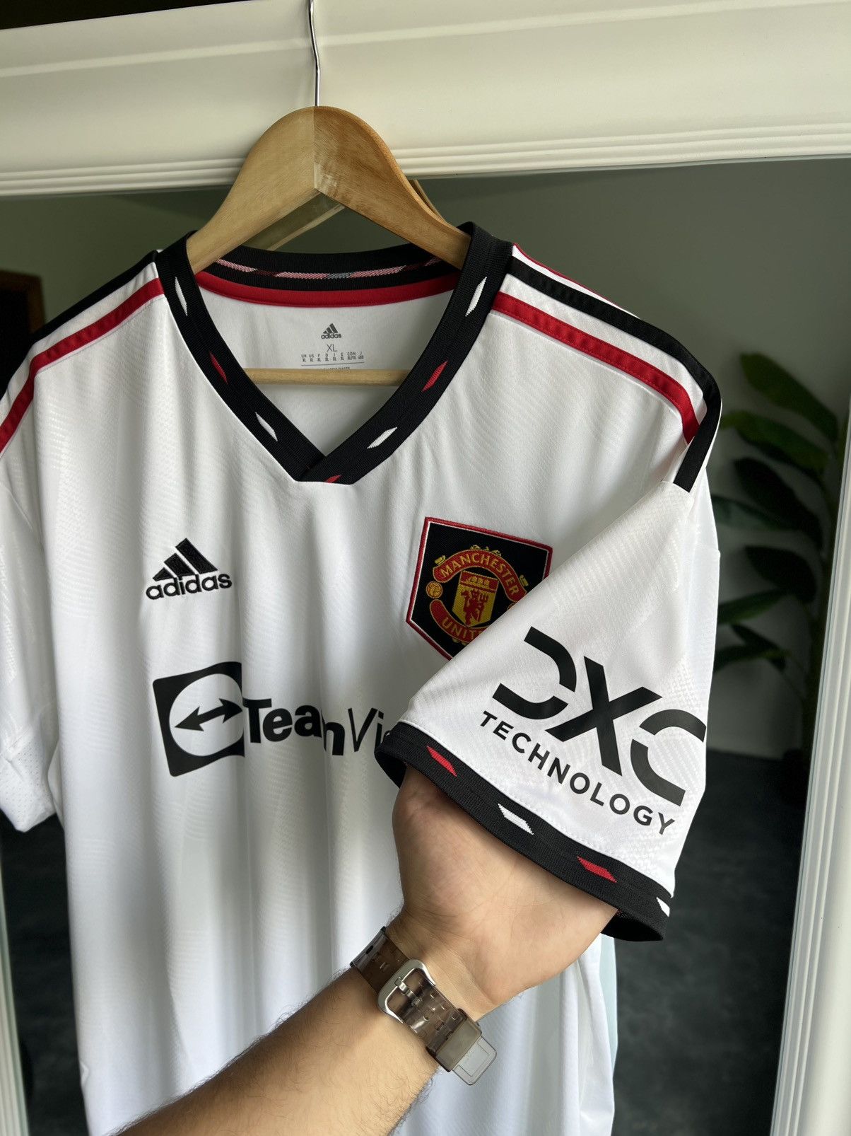 Adidas Man United 22/23 Away Shirt XL Adidas TeamViewer White Size US XL / EU 56 / 4 - 5 Thumbnail