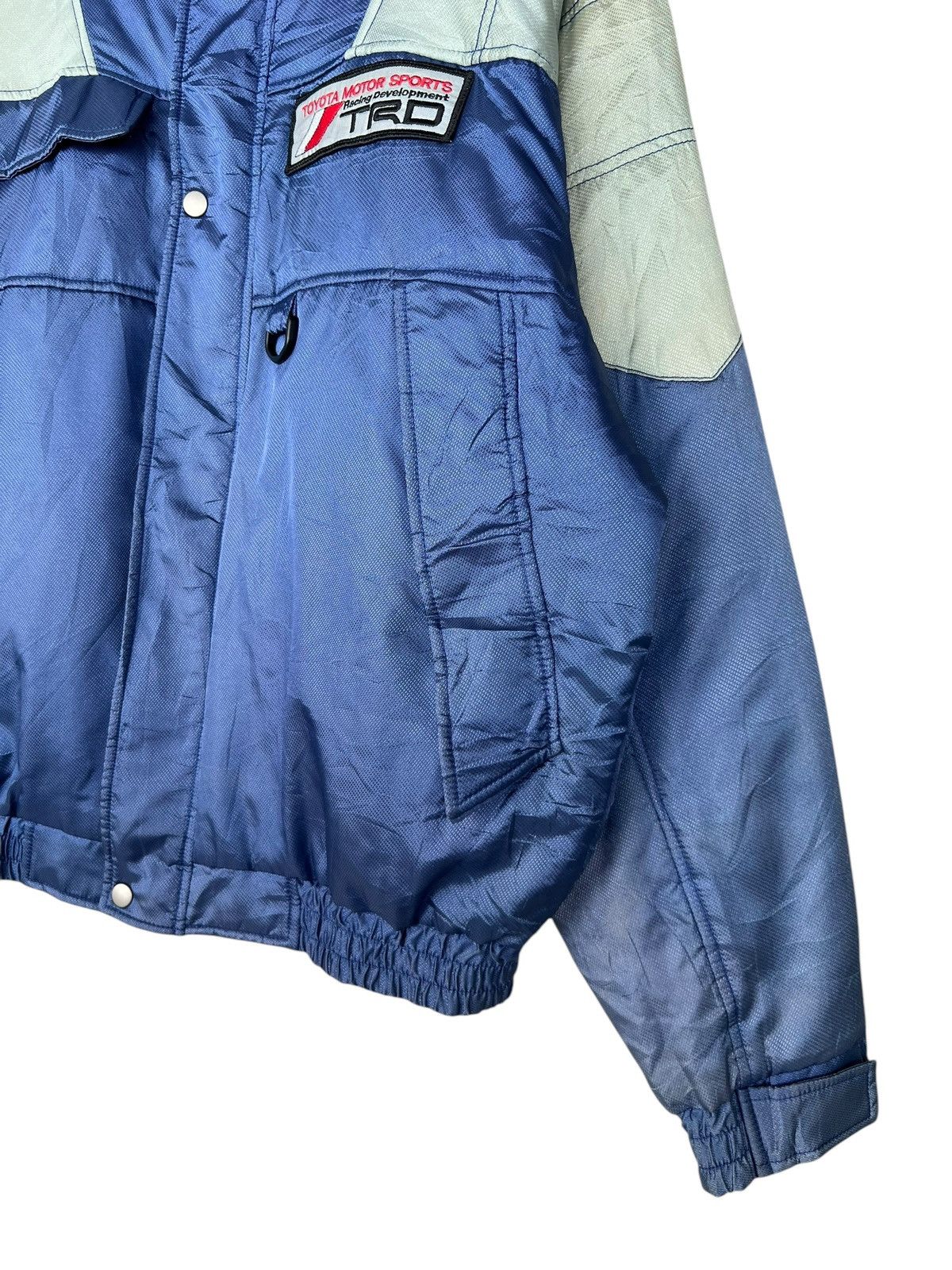 Vintage Vintage Toyota TRD Spellout Embroidered Bomber Jacket Size US L / EU 52-54 / 3 - 11 Thumbnail