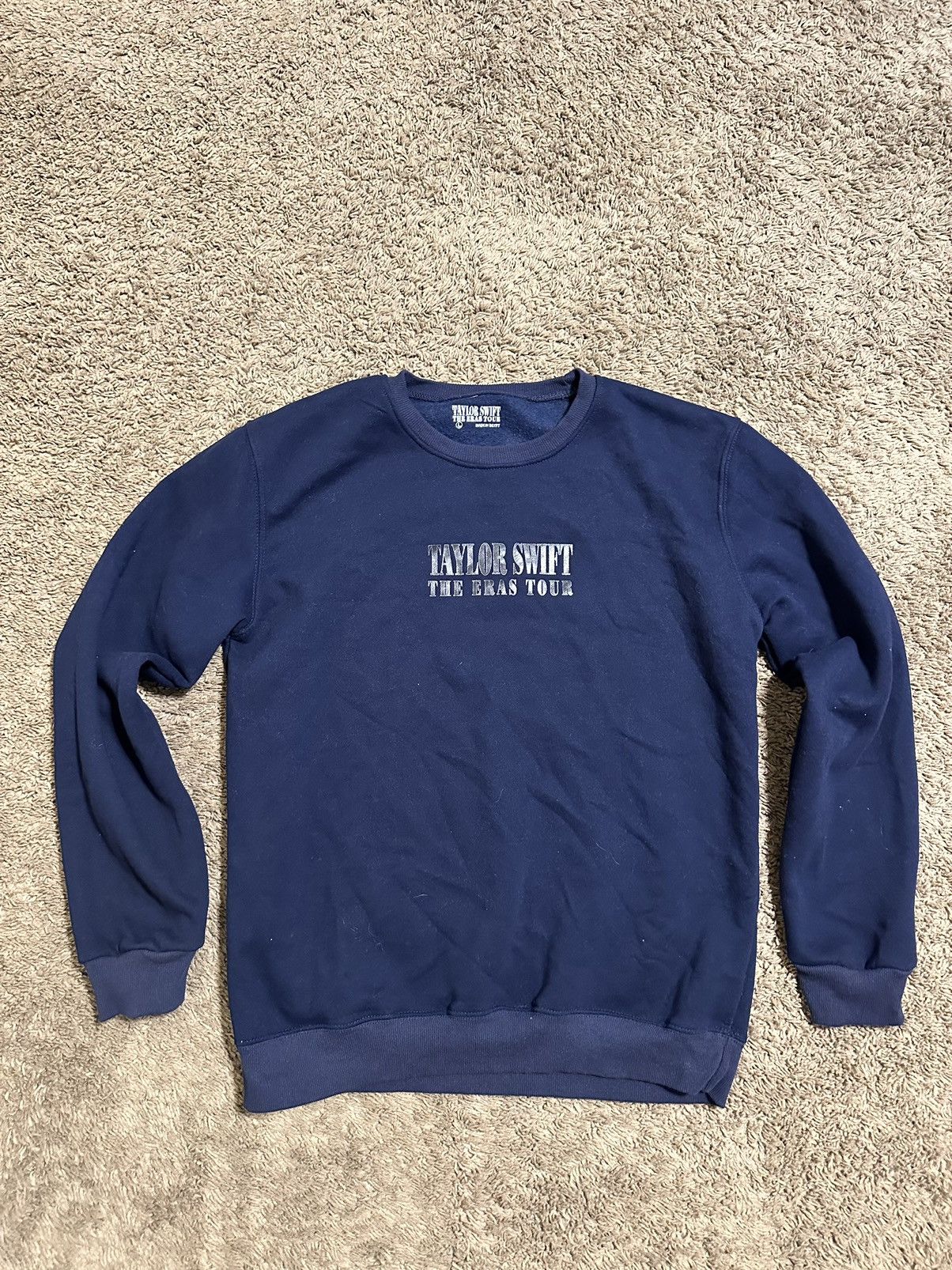 Nike × Vintage Vintage Unisex Taylor Swift The Eras sweater 2023 size large Size L / US 10 / IT 46 - 1 Thumbnail