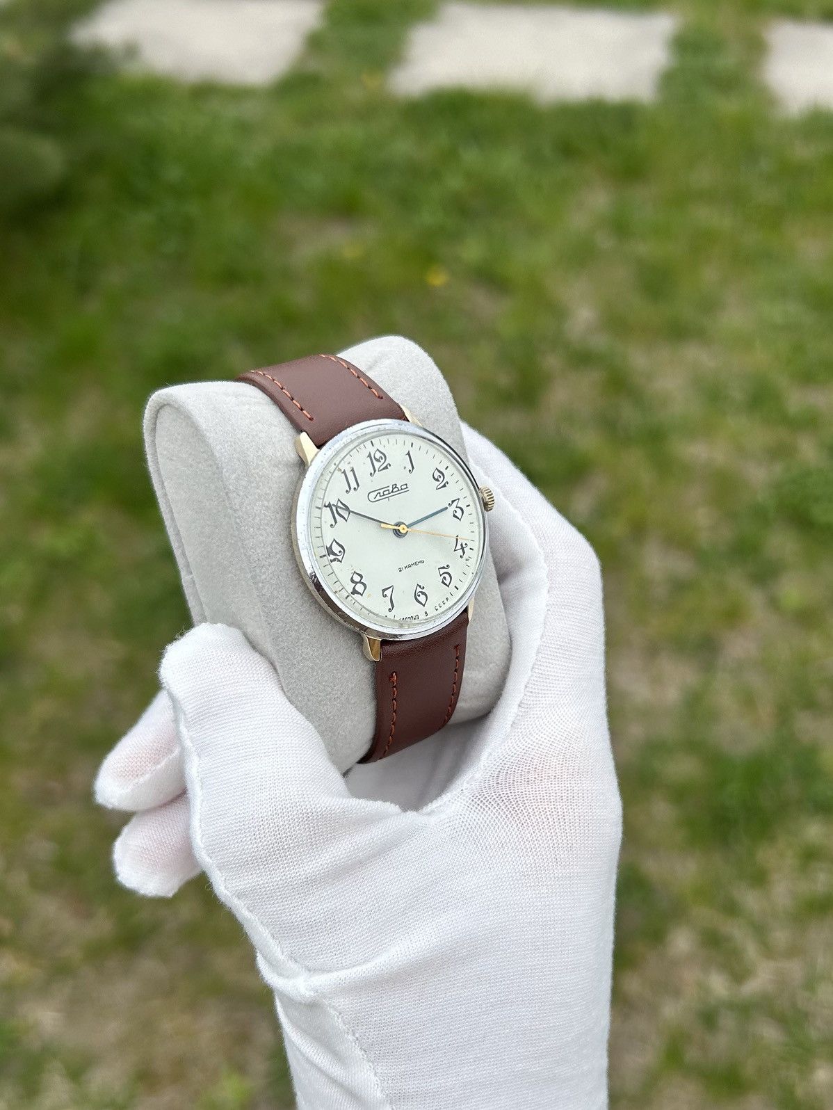 Vintage Vintage Watch Slava Soviet USSR Mechanical Wristwatch 1980s Size ONE SIZE - 5 Thumbnail