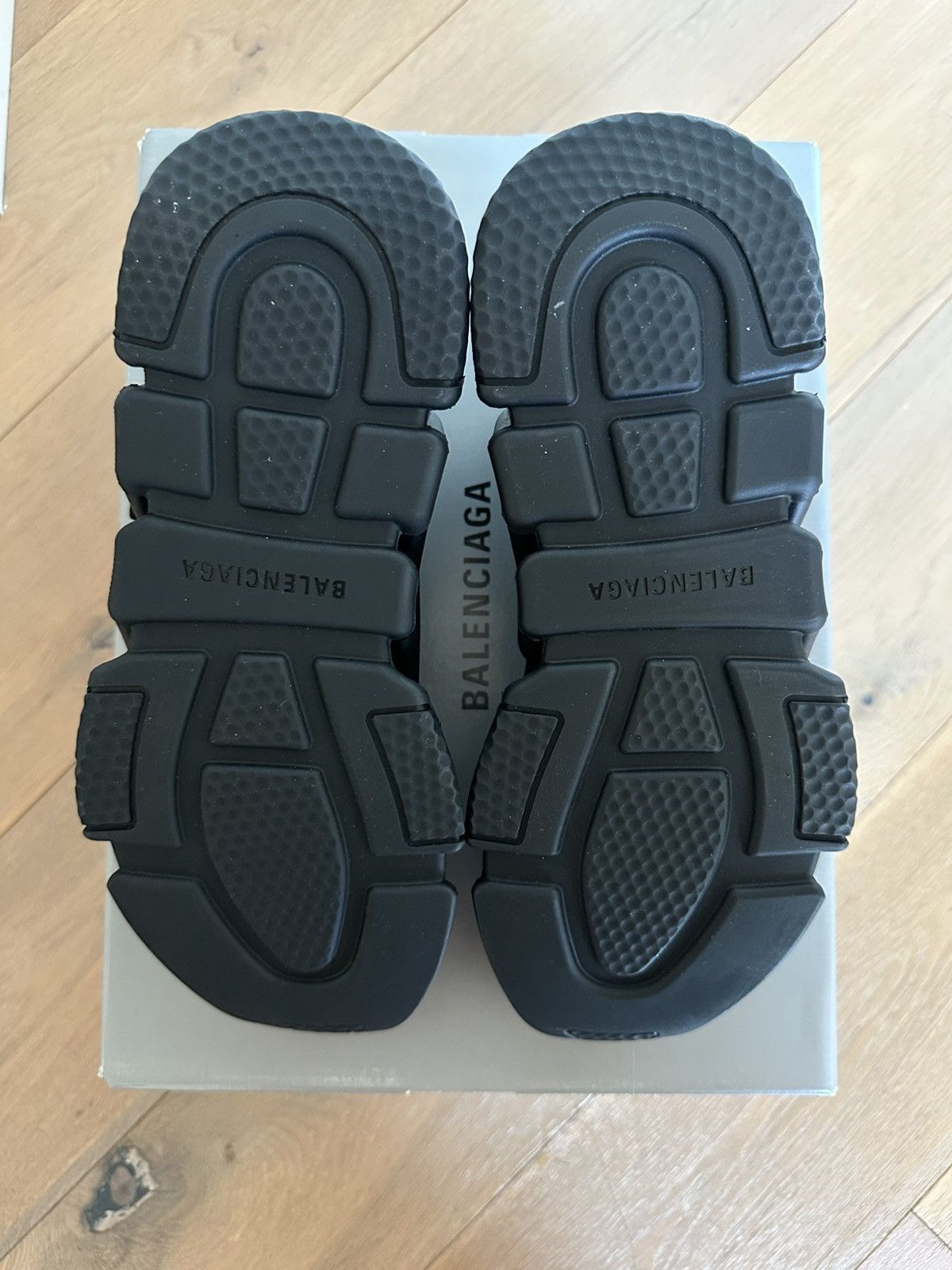 Balenciaga Balenciaga Speed Trainer ‘Triple Black’ Brand New Size US 7 / EU 40 - 6 Thumbnail