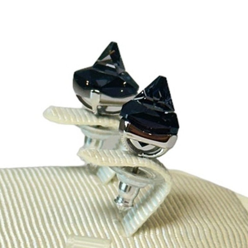 Swarovski Swarovski Ortyx stud earrings Pyramid cut, Gray Size ONE SIZE - 9 Thumbnail