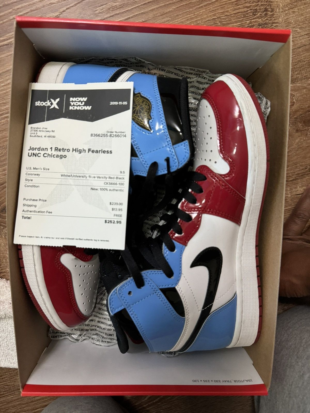 Jordan Brand Air Jordan 1 Retro “Fearless UNC Chicago” size 9.5 Size US 9.5 / EU 42-43 - 6 Thumbnail