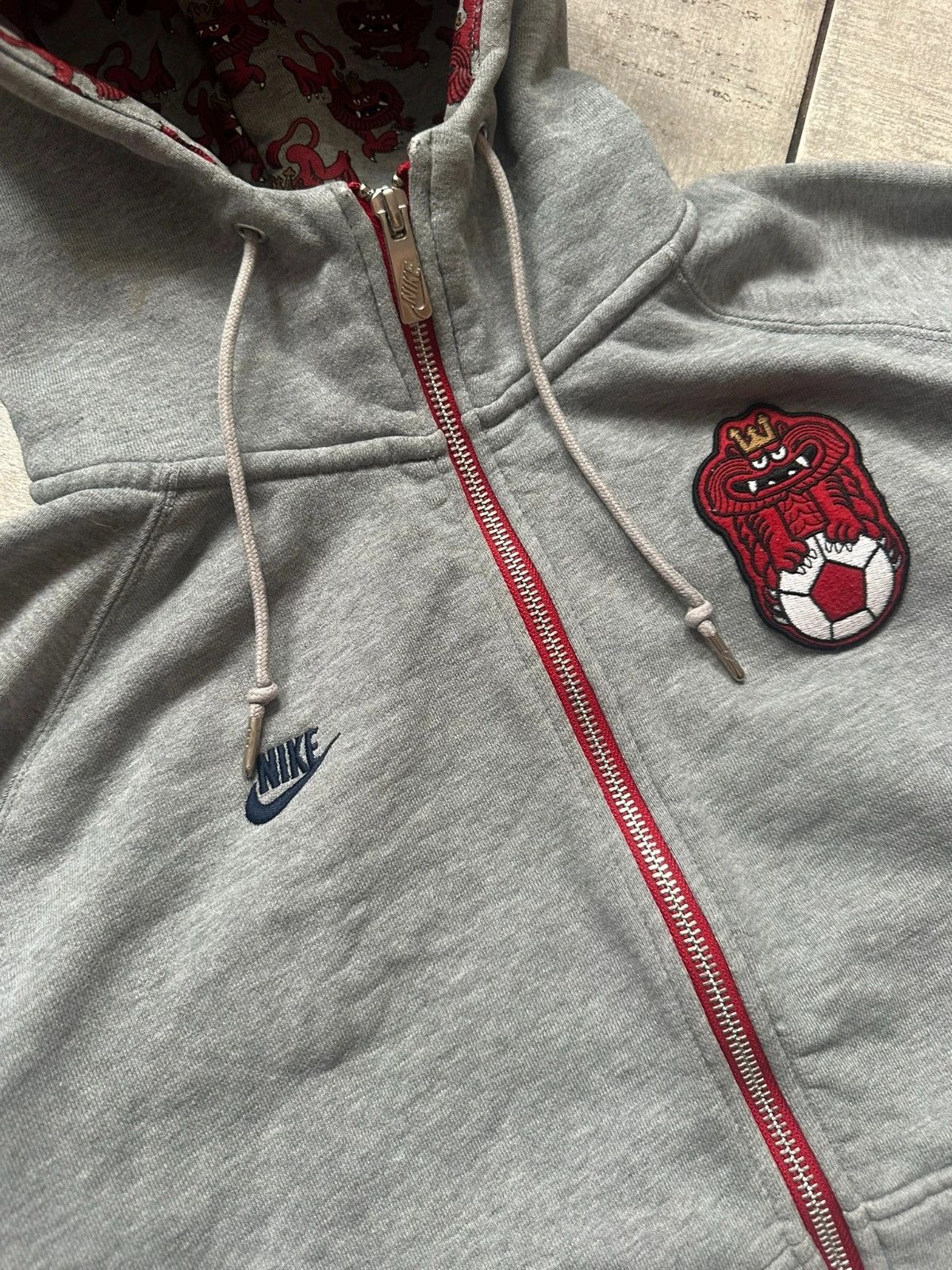 Nike Vintage Hoodie Nike England 10 James Jarvis Limited Edition Size US M / EU 48-50 / 2 - 3 Thumbnail
