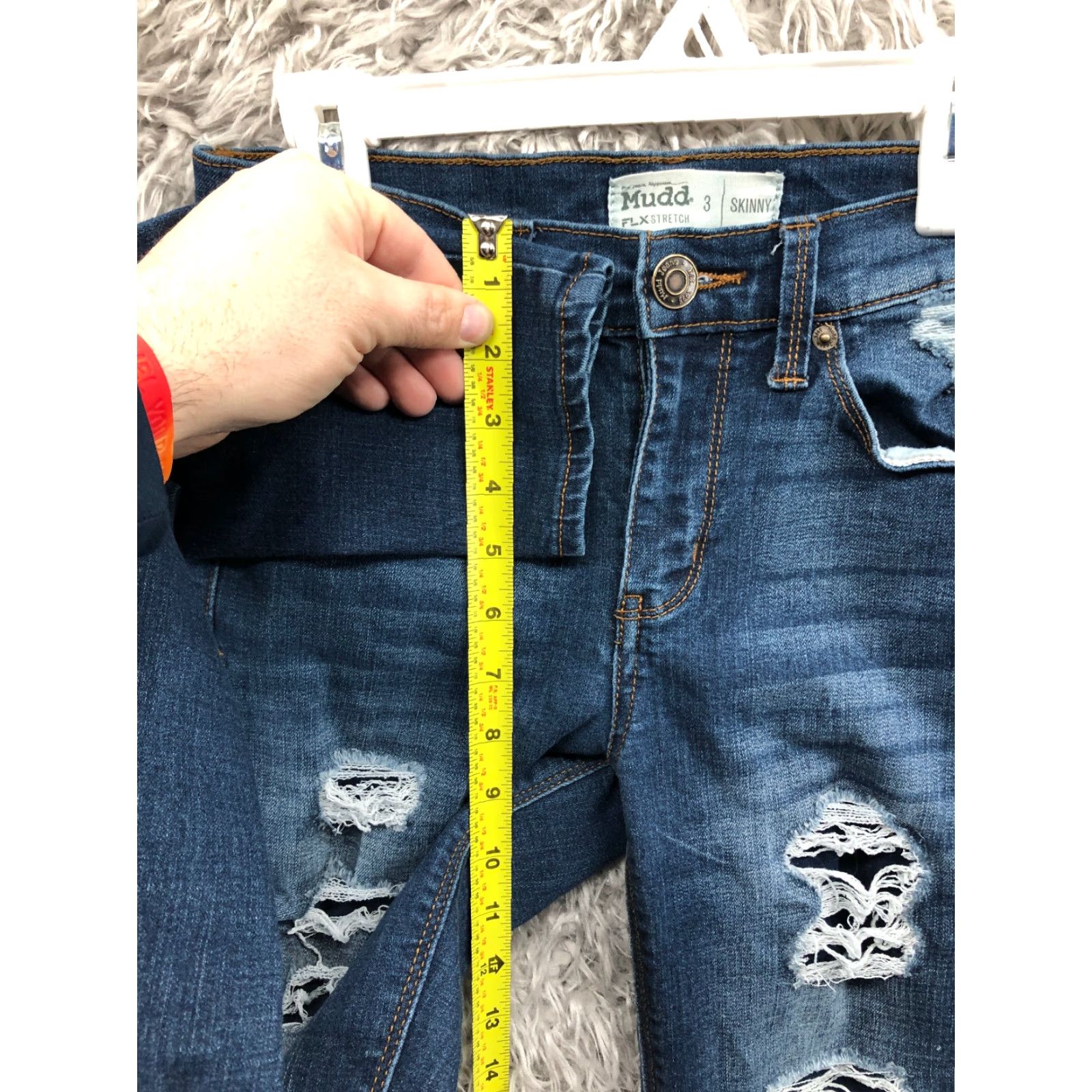 Denime Mudd Skinny Jeans Size 3 Juniors Mid Rise Dark Wash Blue Denim Distressed Size 26" / US 2 / IT 38 - 4 Thumbnail