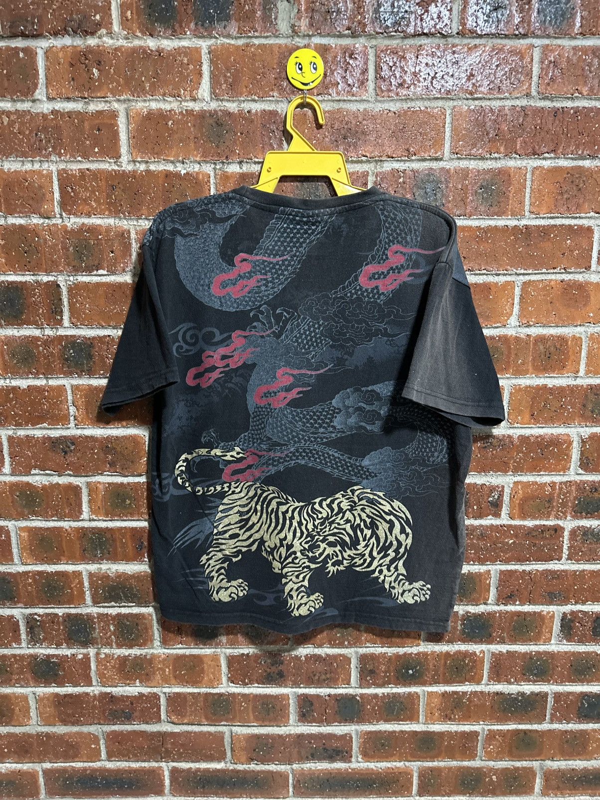 Bullet Noise Vintage Bullet Noise Sukajan Tiger And Dragon Sun Faded Tee Size US XL / EU 56 / 4 - 1 Thumbnail