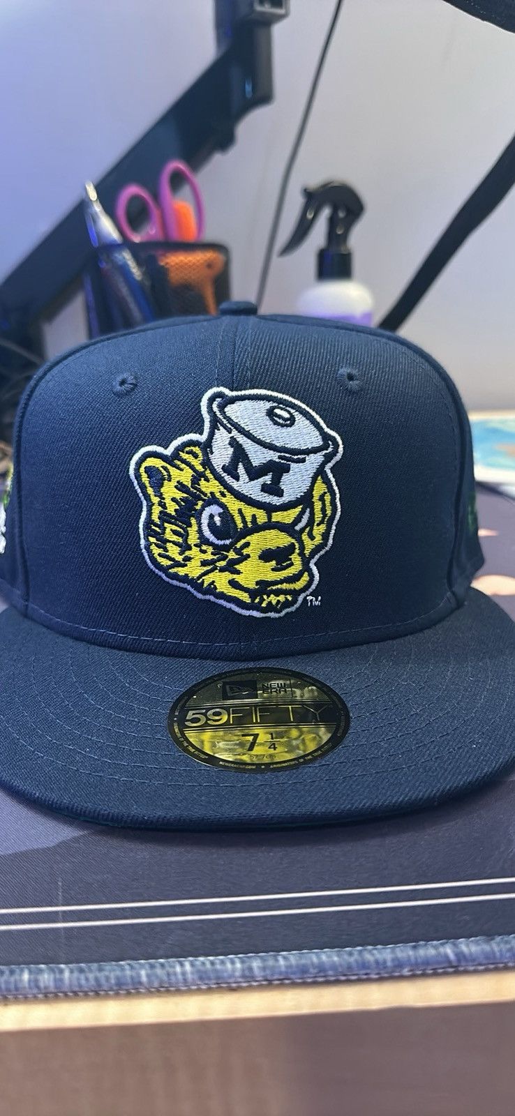 New Era University of Michigan “1989 NCAA Crossover” Hat 7 1/4 Size ONE SIZE - 1 Thumbnail
