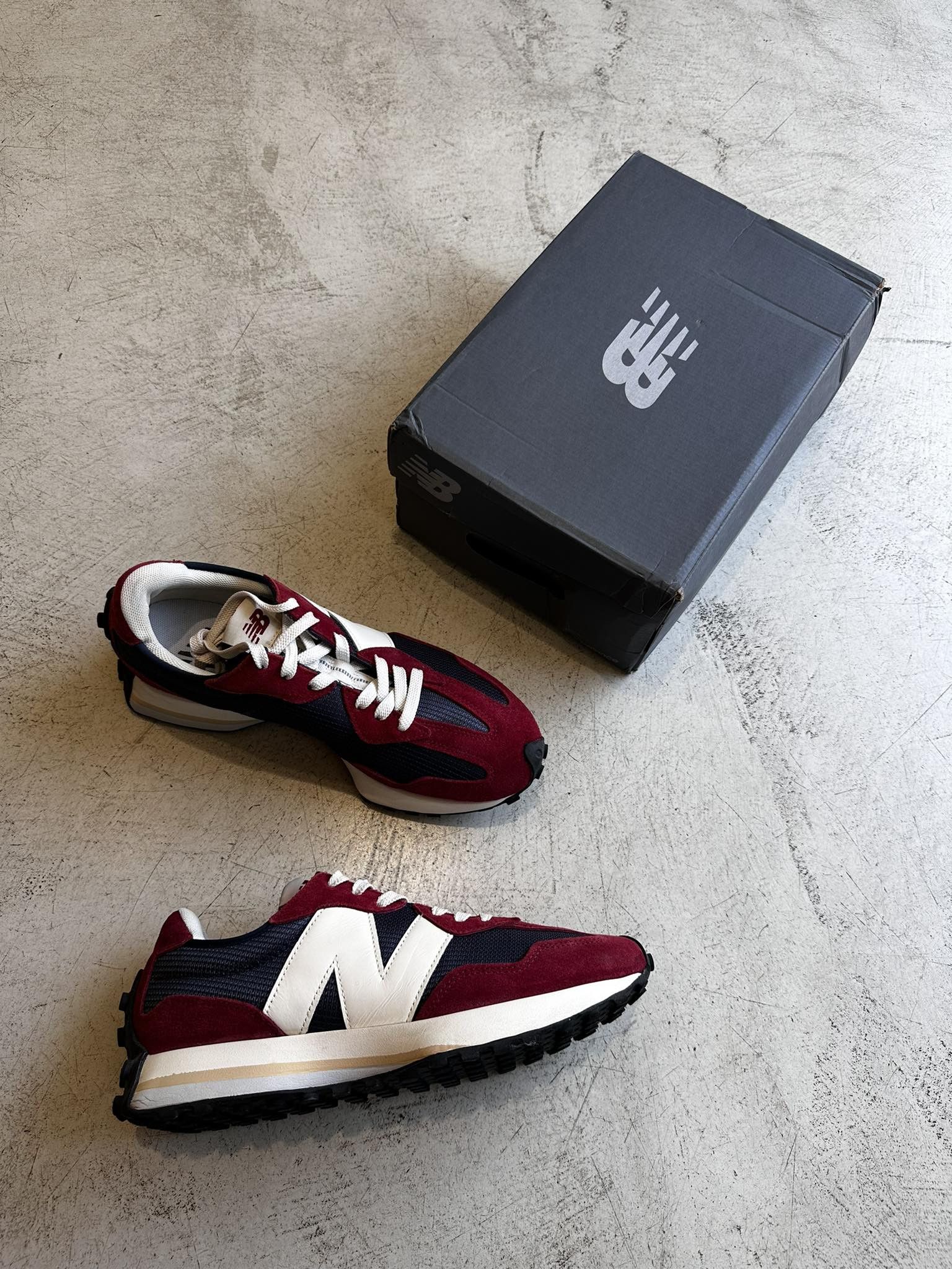 New Balance New Balance MS327MR Red Blue White US 11 / EU 45 Size US 11 / EU 44 - 1 Thumbnail
