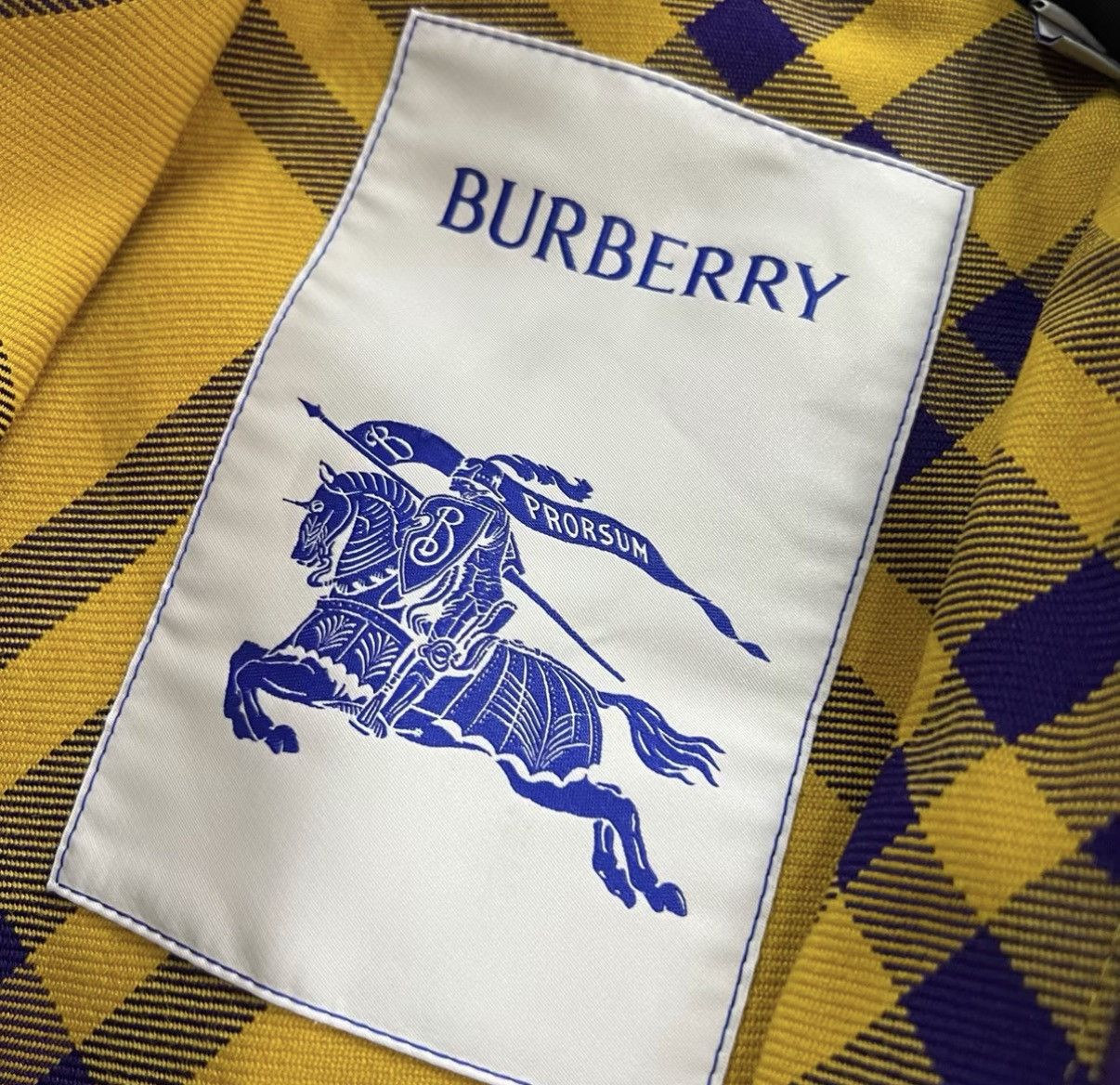 Burberry Burberry Rose All-over Print Cropped Jacket J41 Size XXS / US 00 / IT 34 - 3 Thumbnail