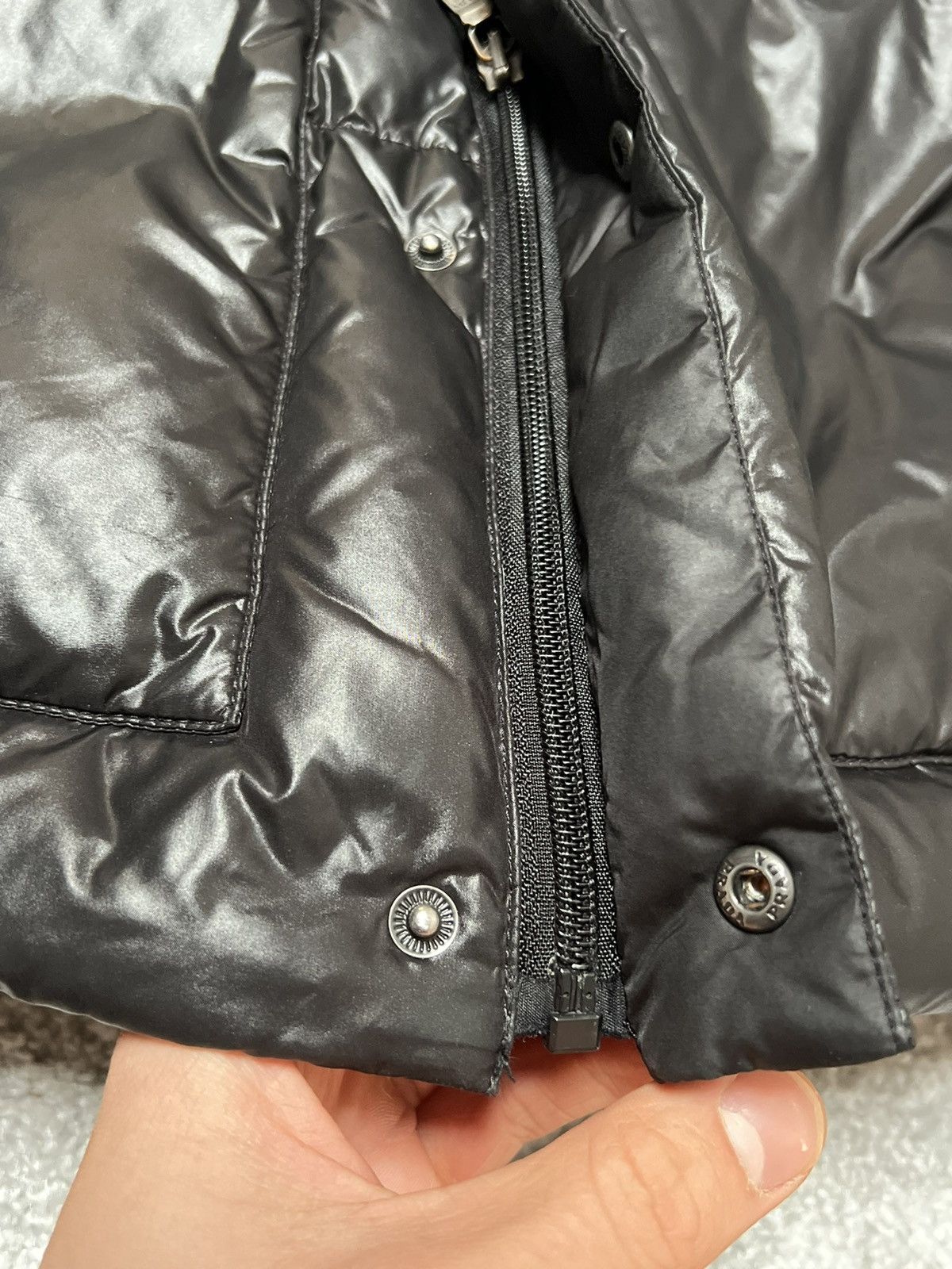 Prada Prada Black Shiny Triangle Logo Down Jacket Size M Size US M / EU 48-50 / 2 - 14 Thumbnail