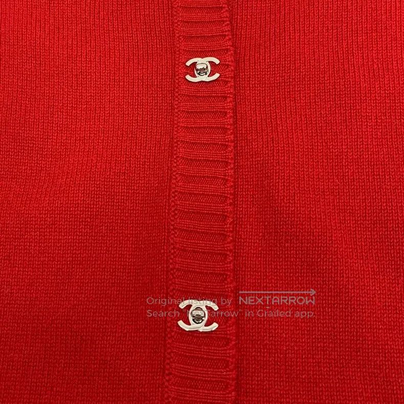 Chanel Chanel Red cashmere round-neck logo single-breasted long-s Size XS / US 0-2 / IT 36-38 - 5 Thumbnail