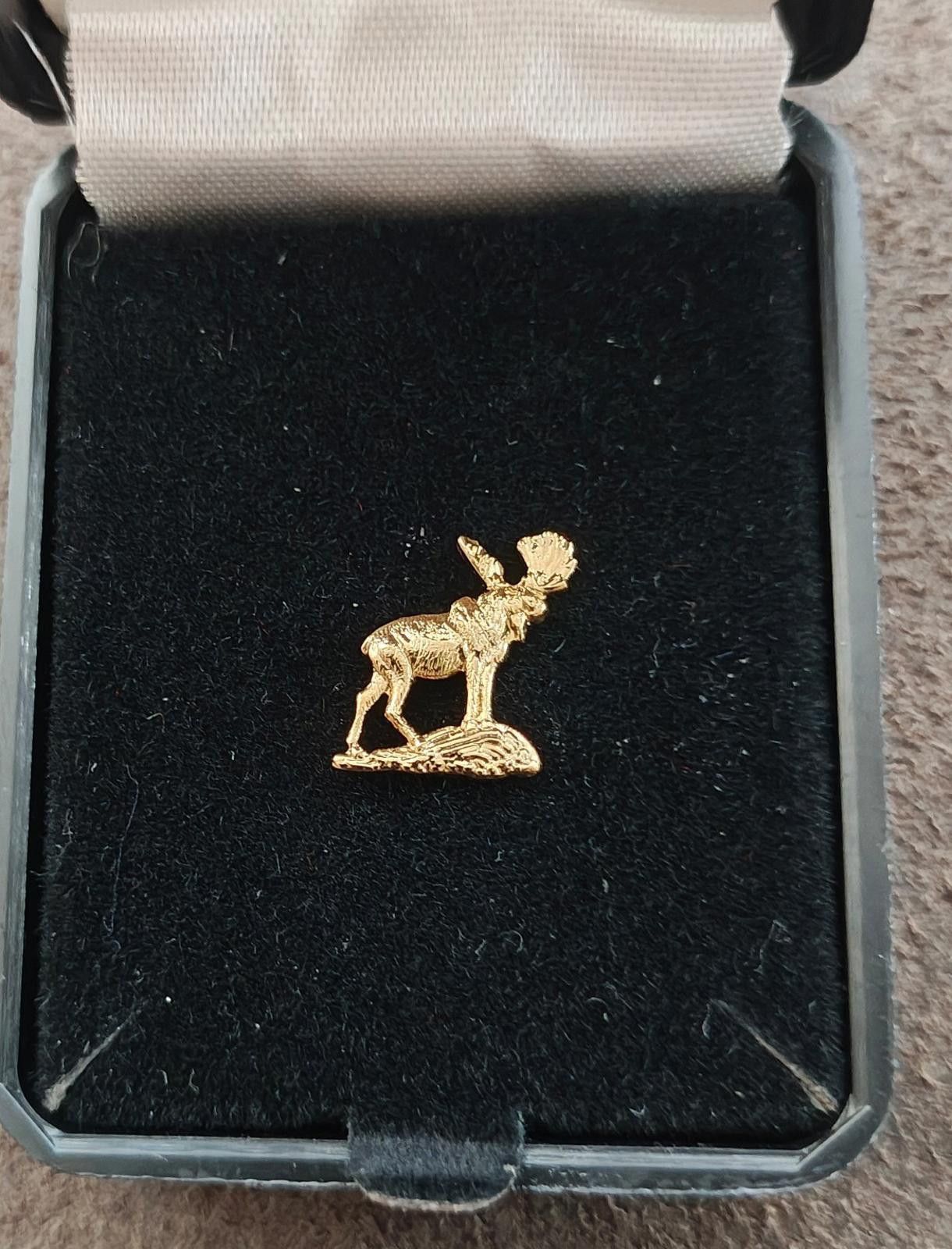 Other 1960s Gold Tone Textured Moose Tie Tack/Lapel Pin Size ONE SIZE - 8 Thumbnail