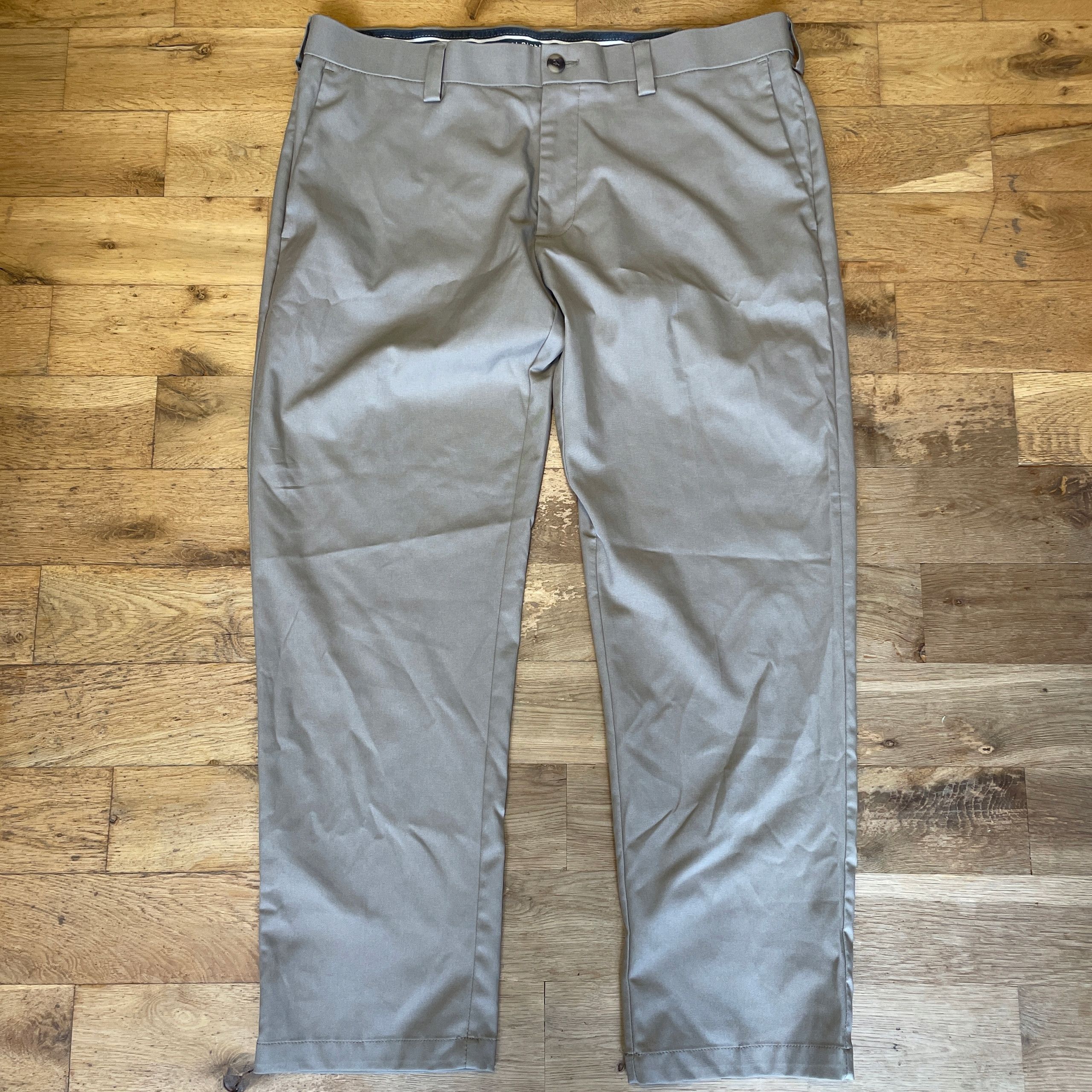 Haggar HAGGAR COOL RIGHT MEN'S CHINOS PANTS FASHIONABLE IN 38 L 29 Size US 38 / EU 54 - 1 Thumbnail