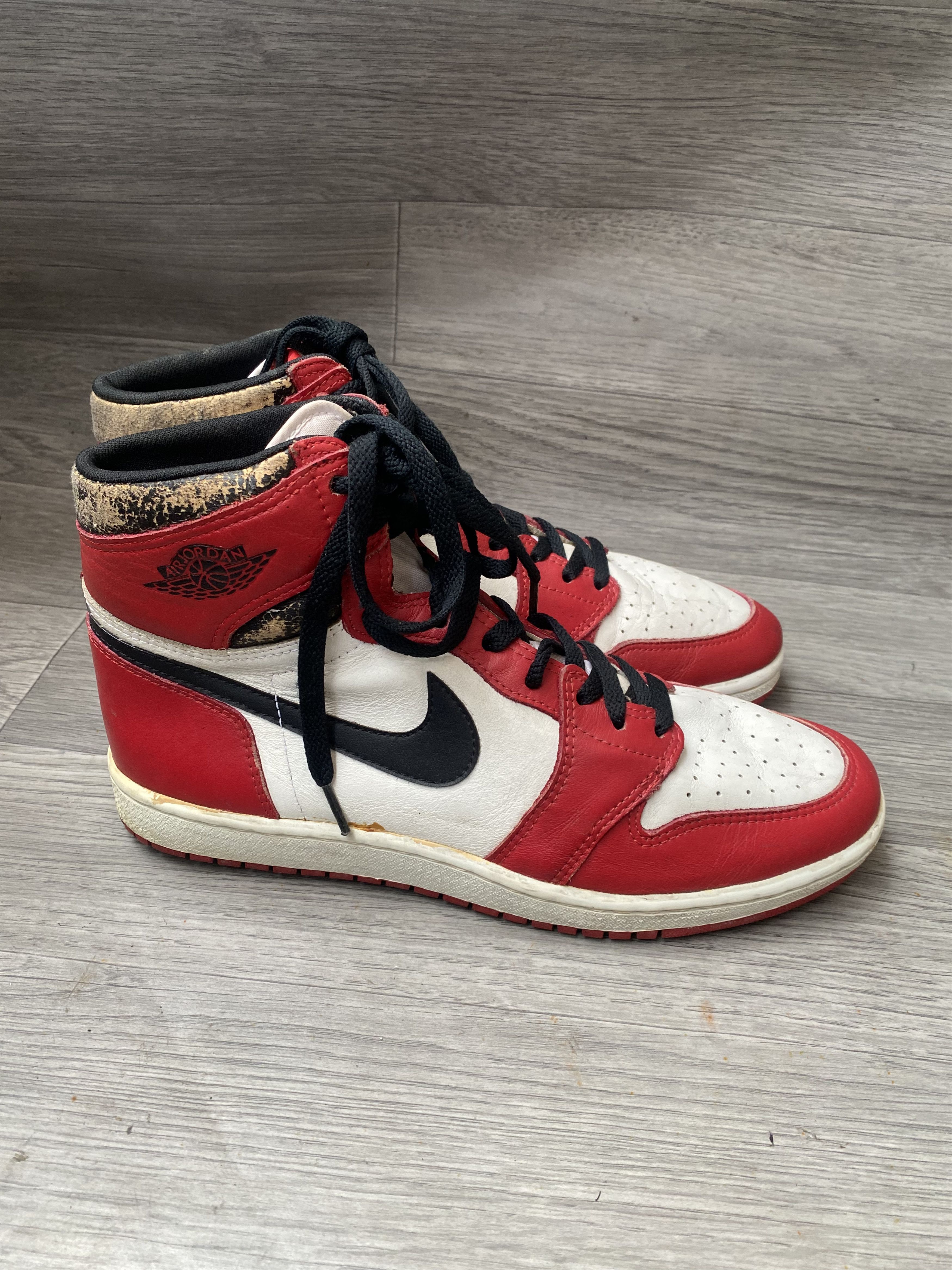 Nike Vintage Nike air jordan 1 OG 1985 Chicago sneakers sz 10.5 Size US 10 / EU 43 - 8 Thumbnail
