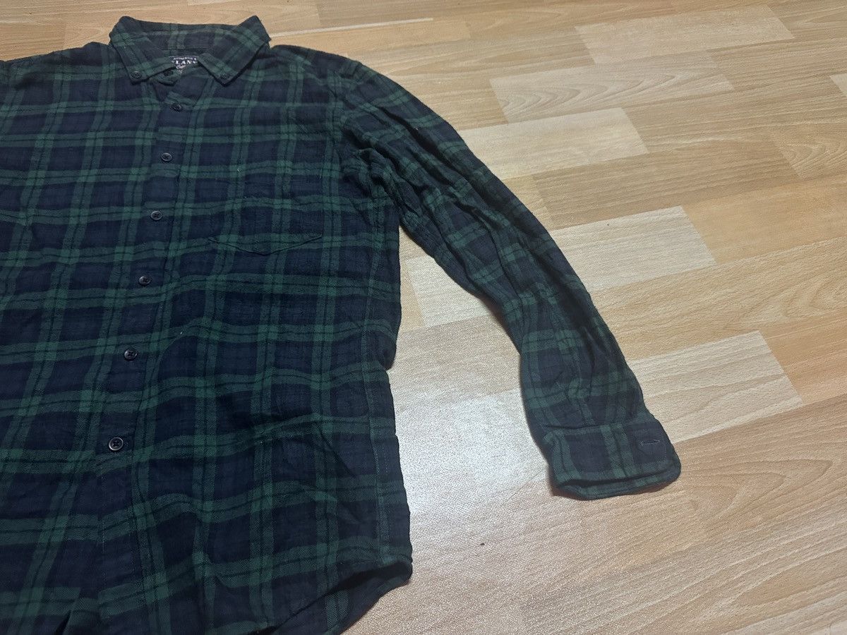 Flannel × Uniqlo Flannel Longsleeve Uniqlo Buttons Shirt Size US M / EU 48-50 / 2 - 3 Thumbnail