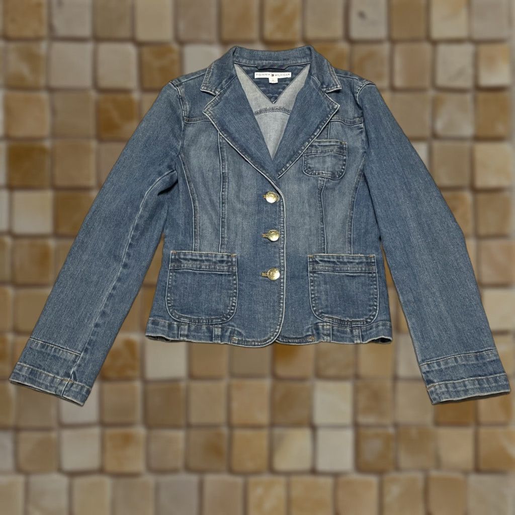 Tommy Hilfiger VINTAGE Tommy Hilfiger Women's Denim Jacket Blazer Sz 8 Light Blue Collared Button Up Jean Coat Size 30" / US 8 / IT 44 - 1 Thumbnail