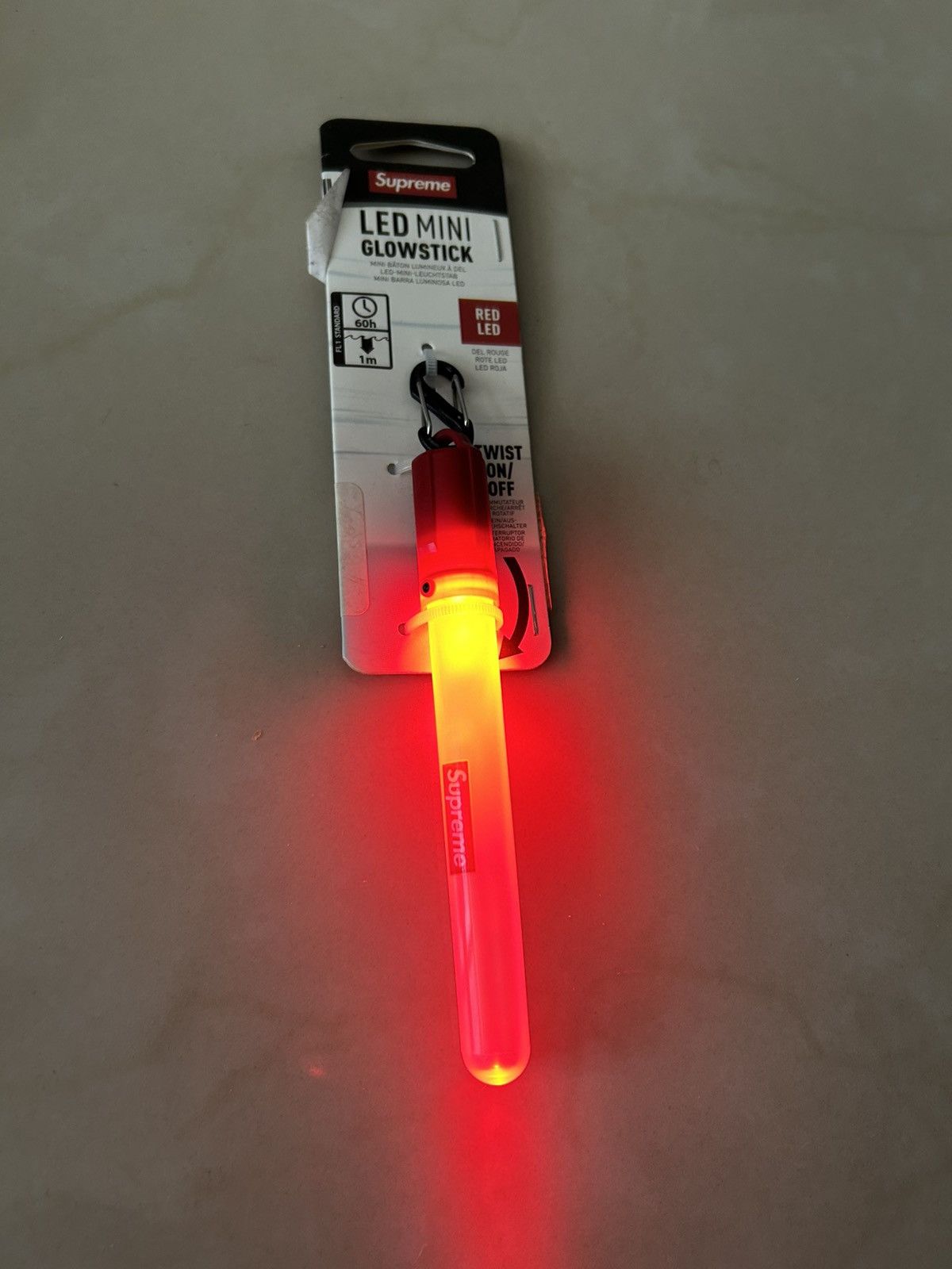Supreme Supreme LED glowstick Keychain Size ONE SIZE - 2 Thumbnail