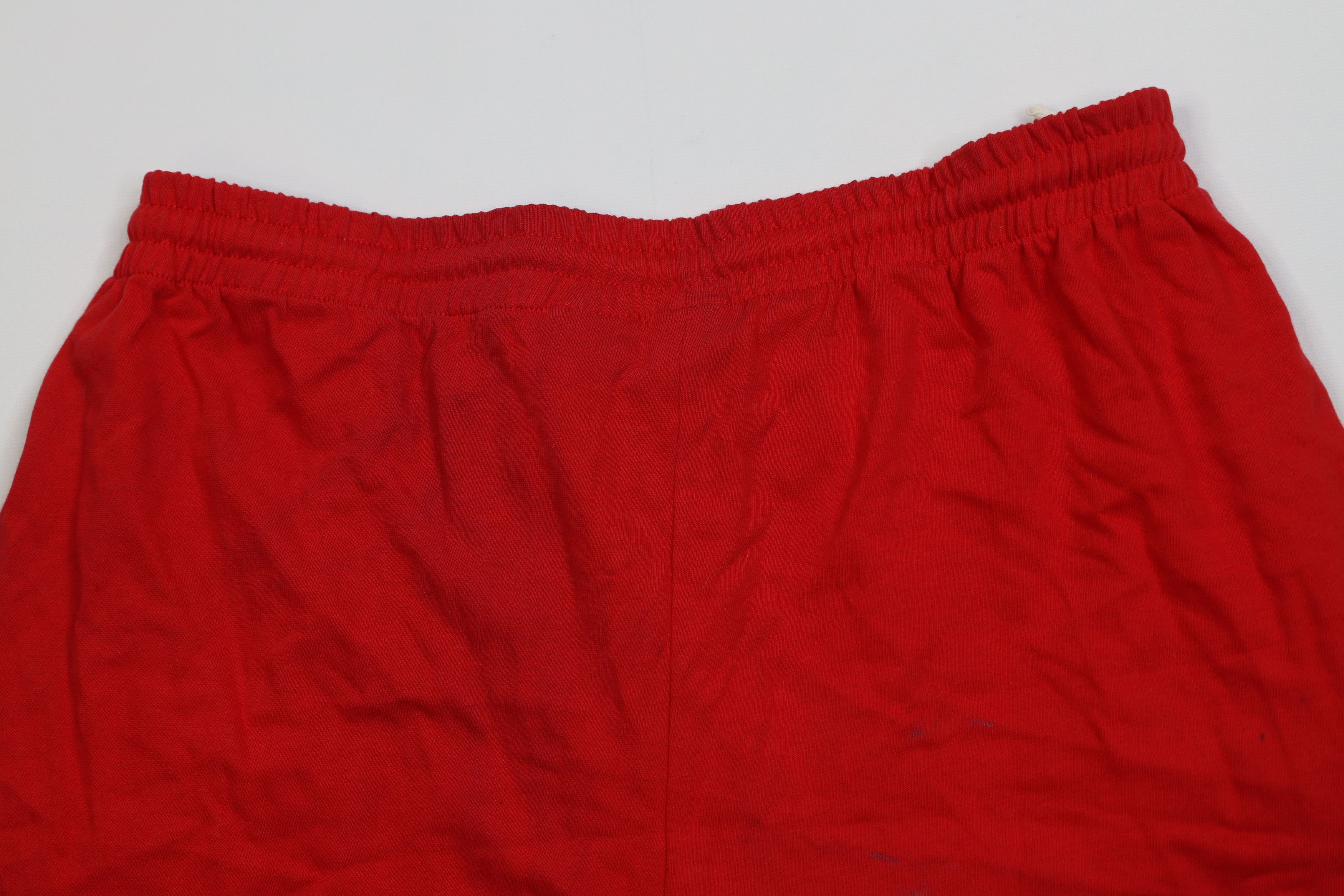 Vintage Deadstock Vintage 90s Streetwear Above Knee Shorts Red Size US 34 / EU 50 - 12 Thumbnail