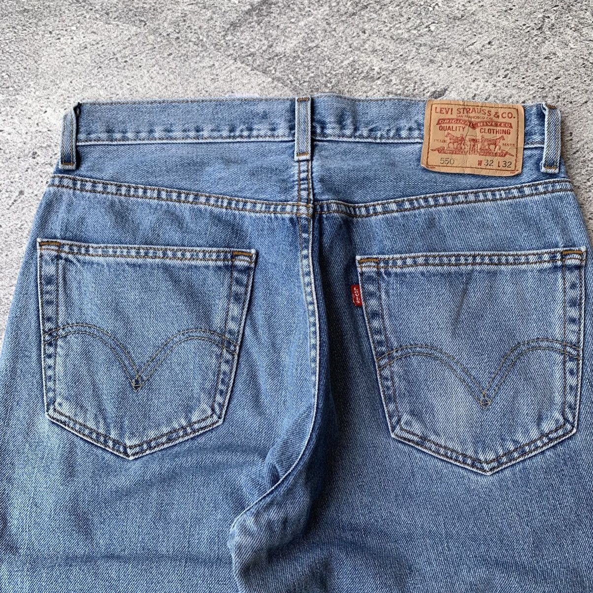 Levi's Vintage Clothing Vintage Levi’s 550 Relaxed fit Blue wash Jeans Size US 32 / EU 48 - 6 Thumbnail