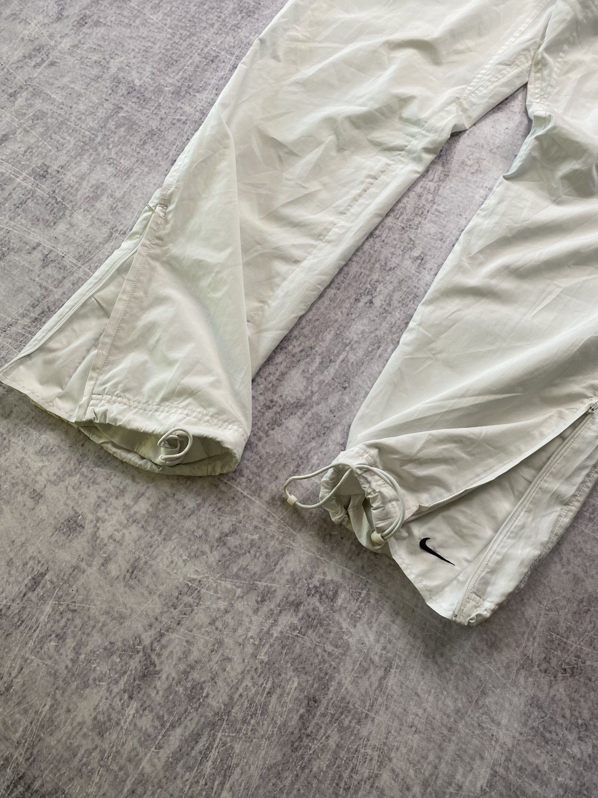 Nike Vintage white nylon Nike parachute sweatpants Size US 33 - 3 Thumbnail