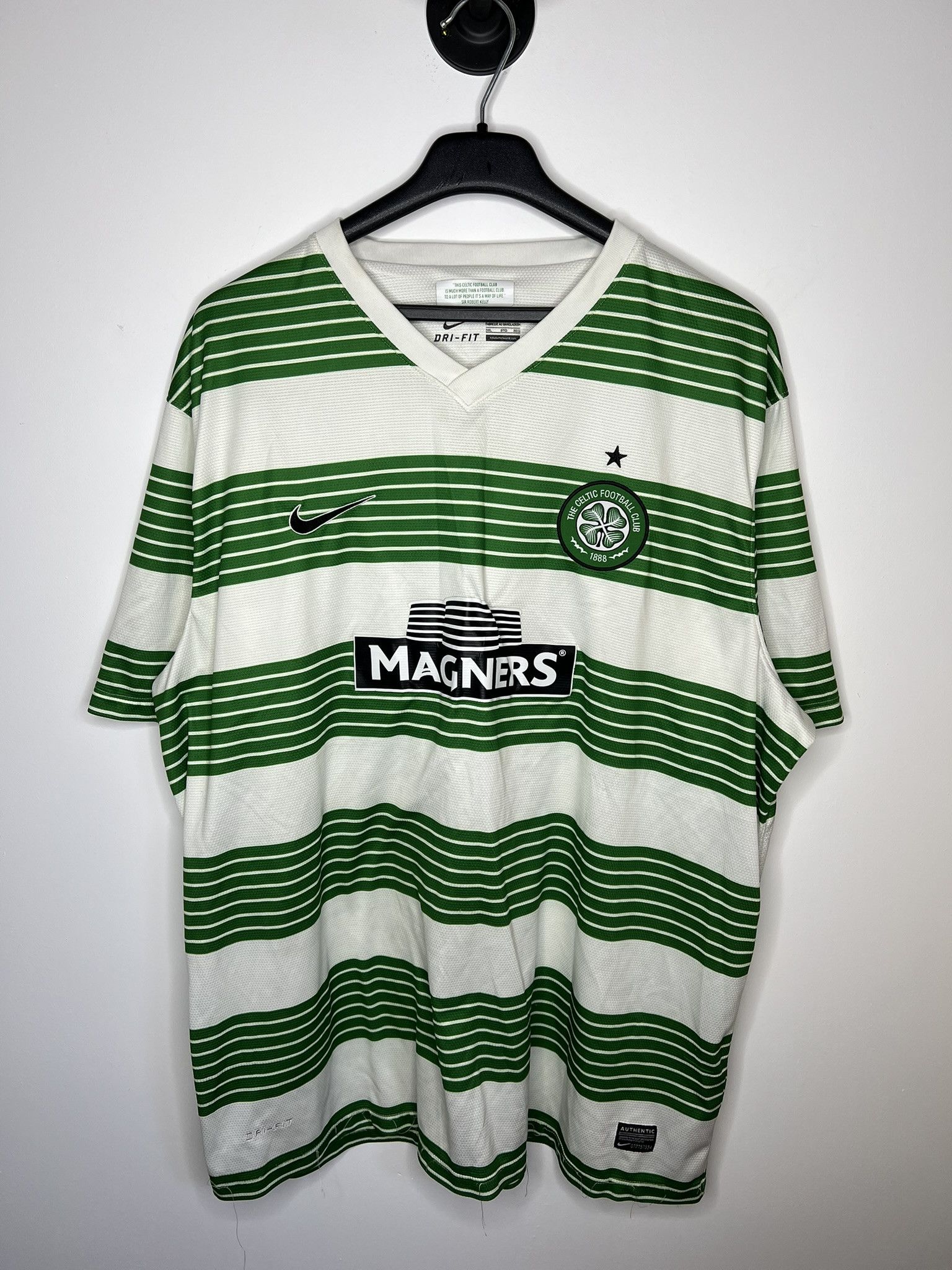 Nike CELTIC 2013 2015 HOME FOOTBAL SHIRT SOCCER JERSEY NIKE Size US XXL / EU 58 / 5 - 1 Thumbnail