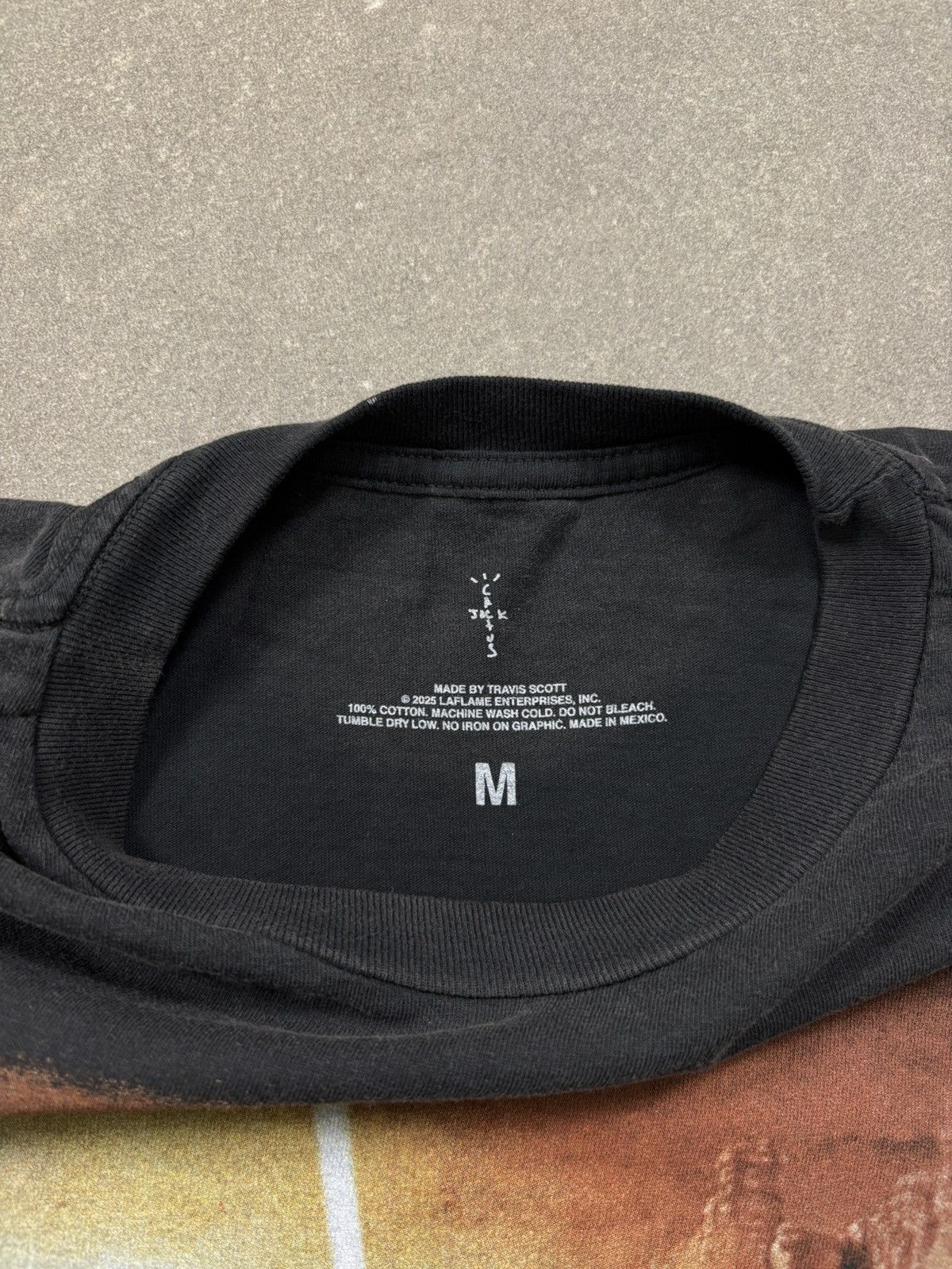 Travis Scott Travis Scott Coachella Exclusive La Flame Utopia Tee, Black Size US M / EU 48-50 / 2 - 8 Thumbnail