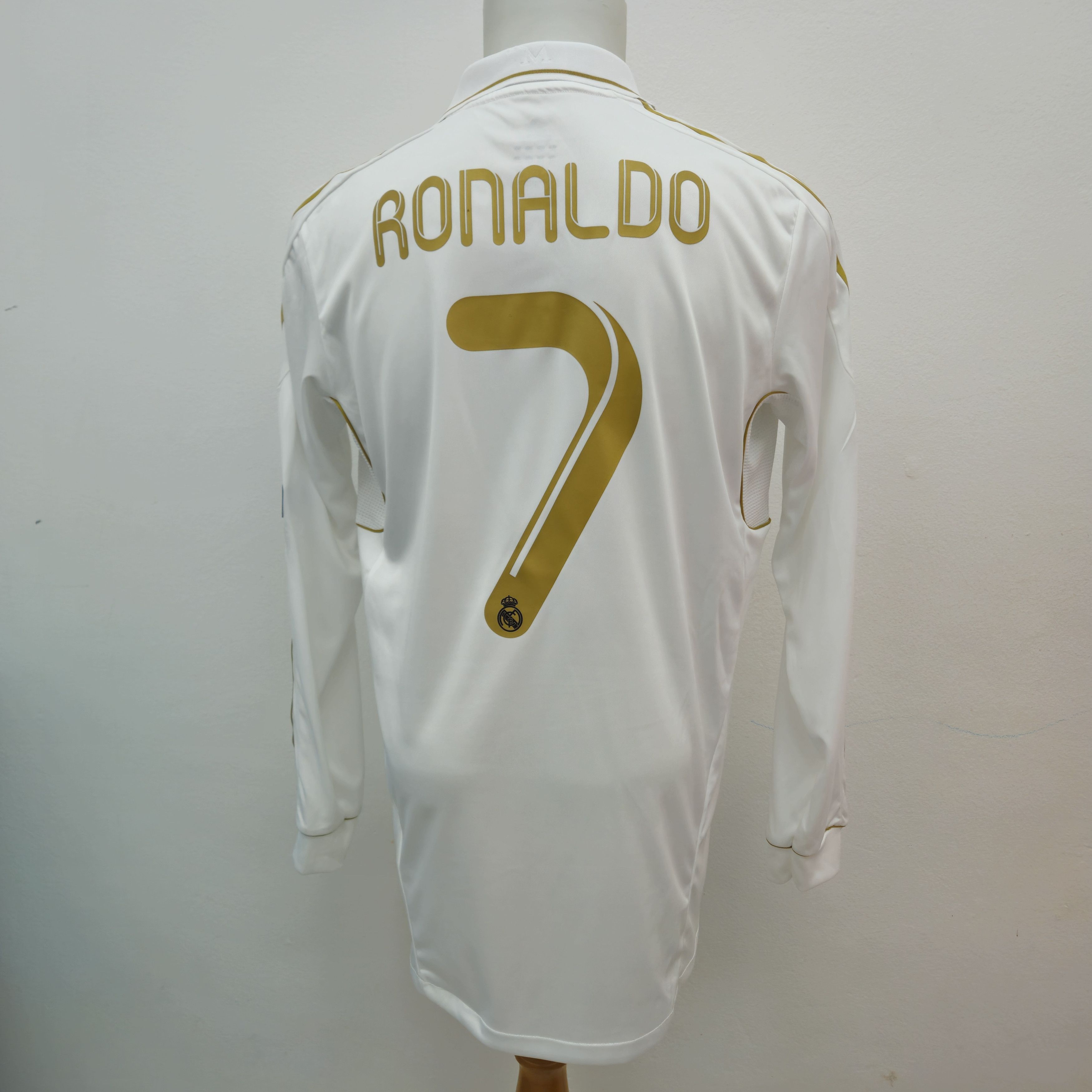 Other REAL MADRID 2011 2012 RONALDO HOME FORMOTION Size US L / EU 52-54 / 3 - 2 Thumbnail