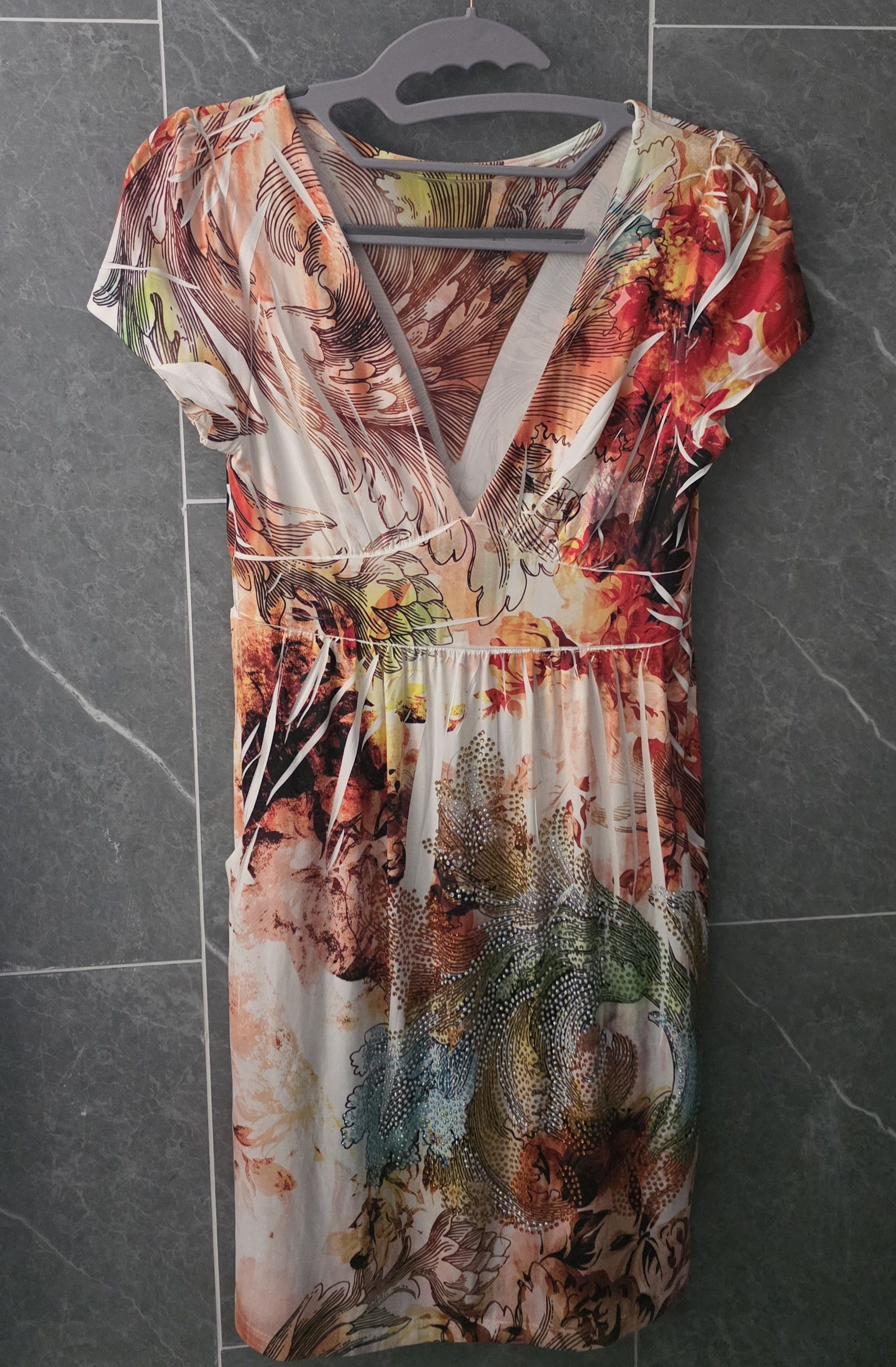 Other NWOT Sublimation Floral Leaves Rhinestones Vneck Dress M Size M / US 6-8 / IT 42-44 - 1 Thumbnail