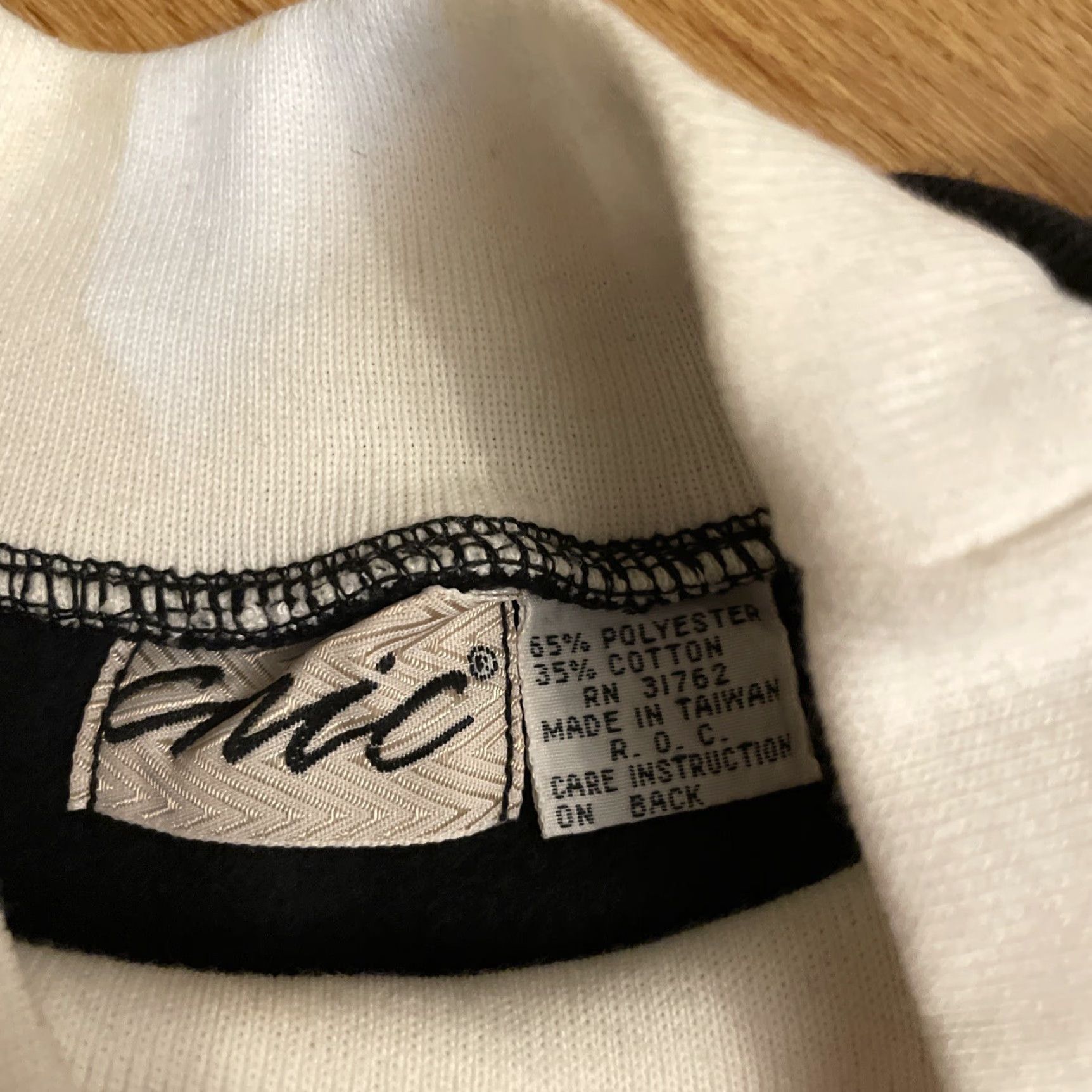 Vintage VINTAGE Chic Navy Sweatshirt Nautical Tie Waist Pocket Turtleneck Sweater USA S Mens Size S / US 4 / IT 40 - 5 Thumbnail