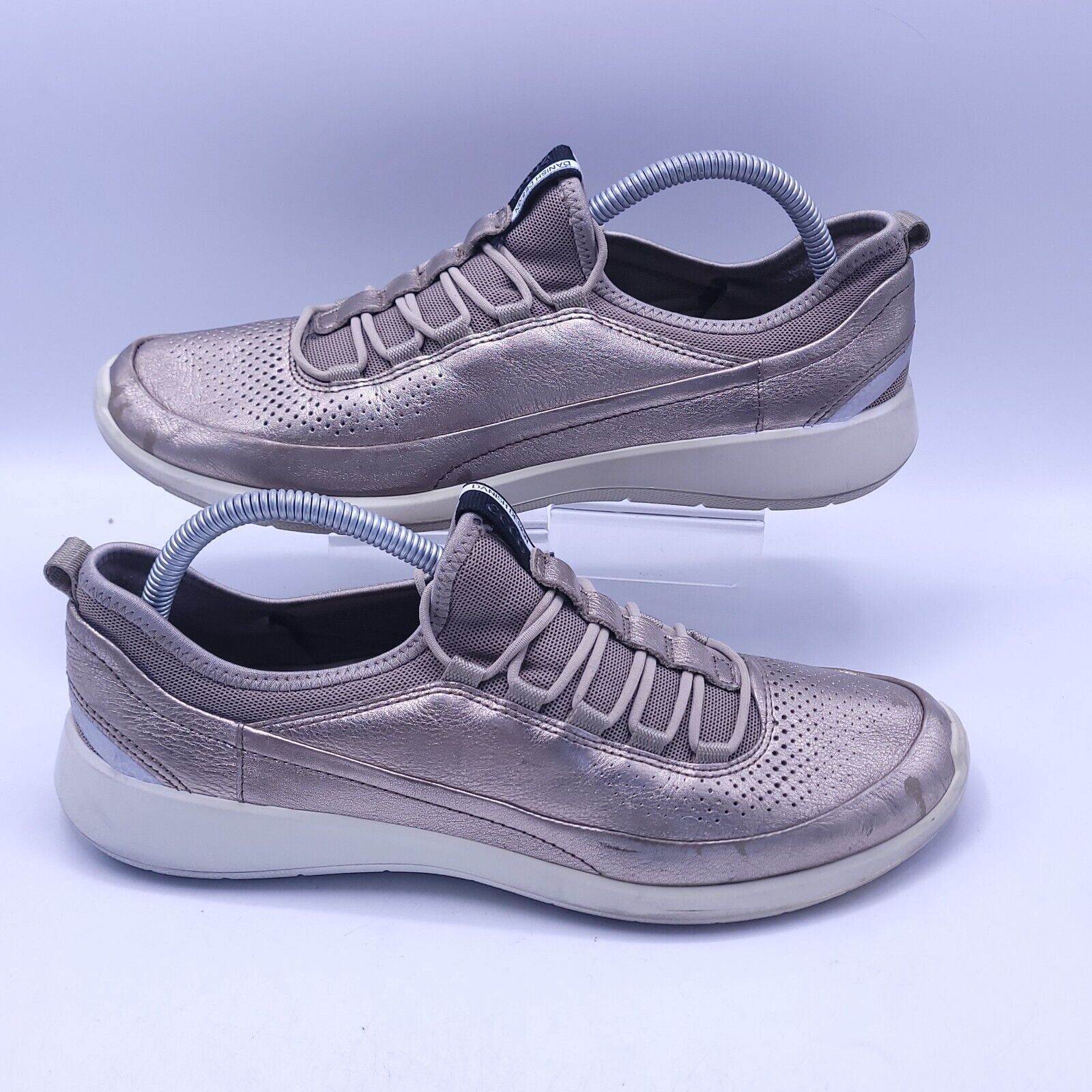 Ecco Ecco Outdoor Sneaker Shoe Womens Size 10.5 41 Silver White Size US 10.5 / IT 40.5 - 6 Thumbnail