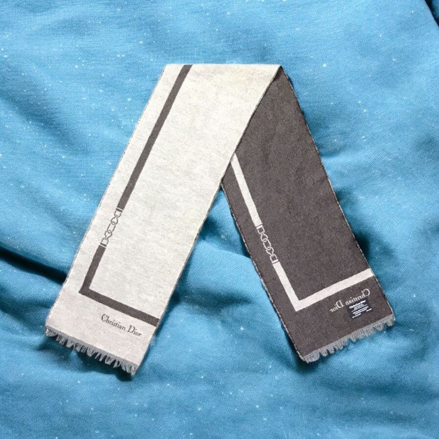 Christian Dior Monsieur × Vintage Vintage Christian Dior Merino Wool Scarves Size ONE SIZE - 1 Thumbnail