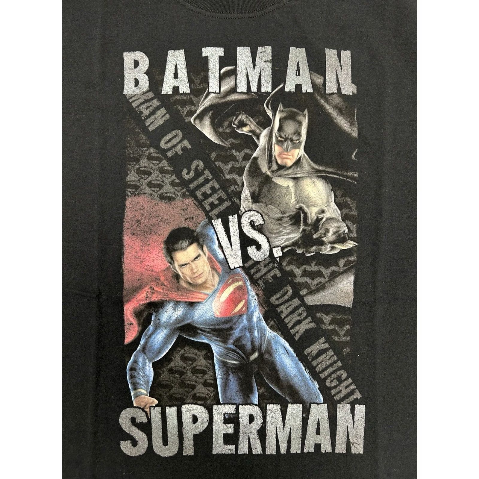 Jerzees Batman Vs Superman Shirt Medium Black 2016 Movie Comic Size US M / EU 48-50 / 2 - 4 Thumbnail