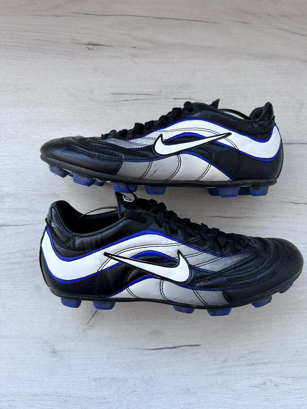 Nike × Vintage Nike Mercurial R9 Ronaldo Fenomeno 2000 Football Cleats US10 Size US 10 / EU 43 - 4 Thumbnail