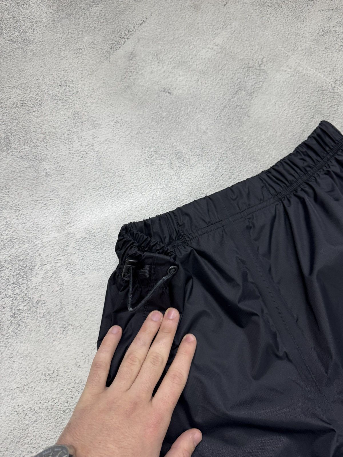 Berghaus Berghaus Hype Y2k Gorpcore Streatwear Pants Size US 34 / EU 50 - 9 Thumbnail