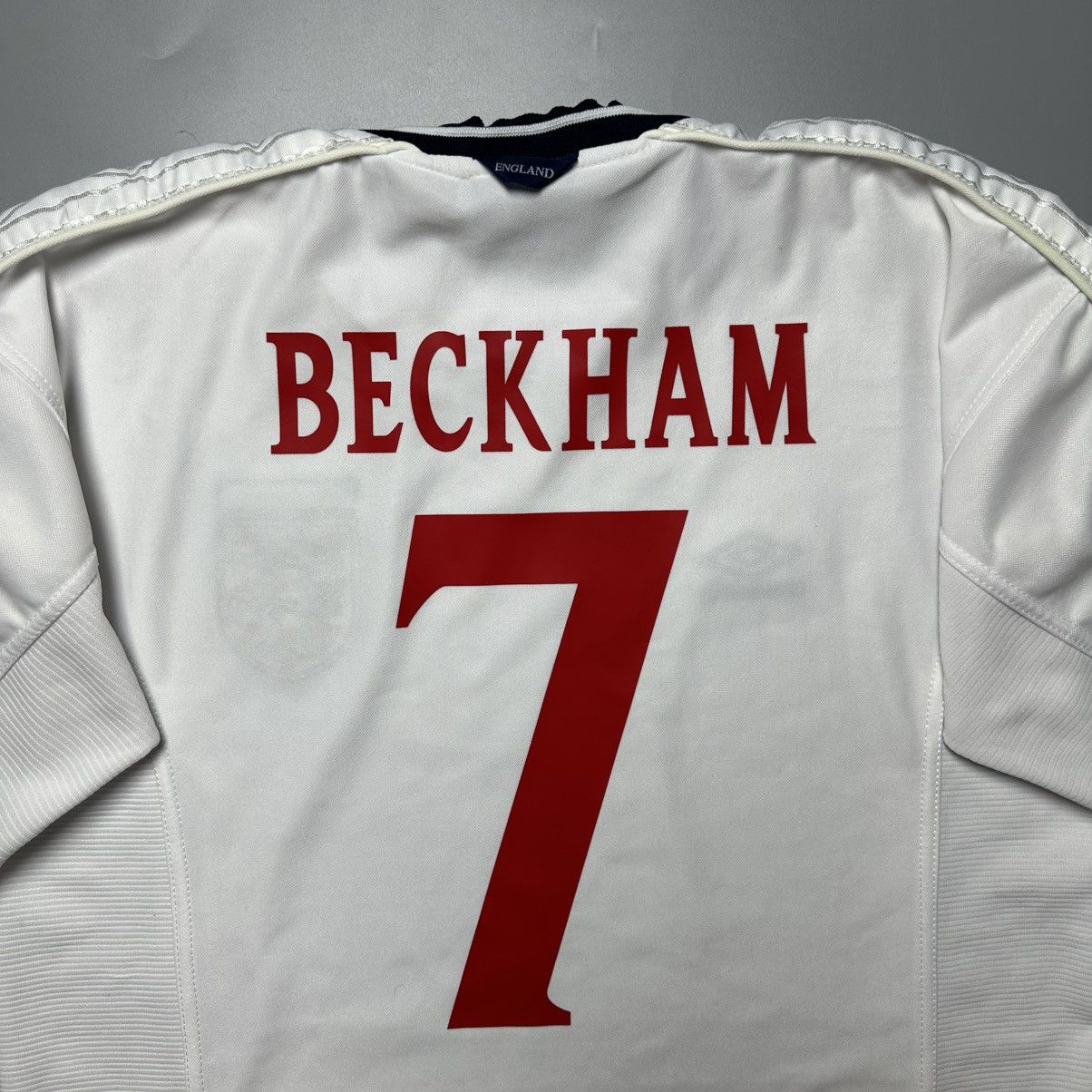 Umbro ENGLAND UMBRO 2000 EURO FOOTBALL HOME JERSEY #7 BECKHAM Size US XL / EU 56 / 4 - 9 Thumbnail