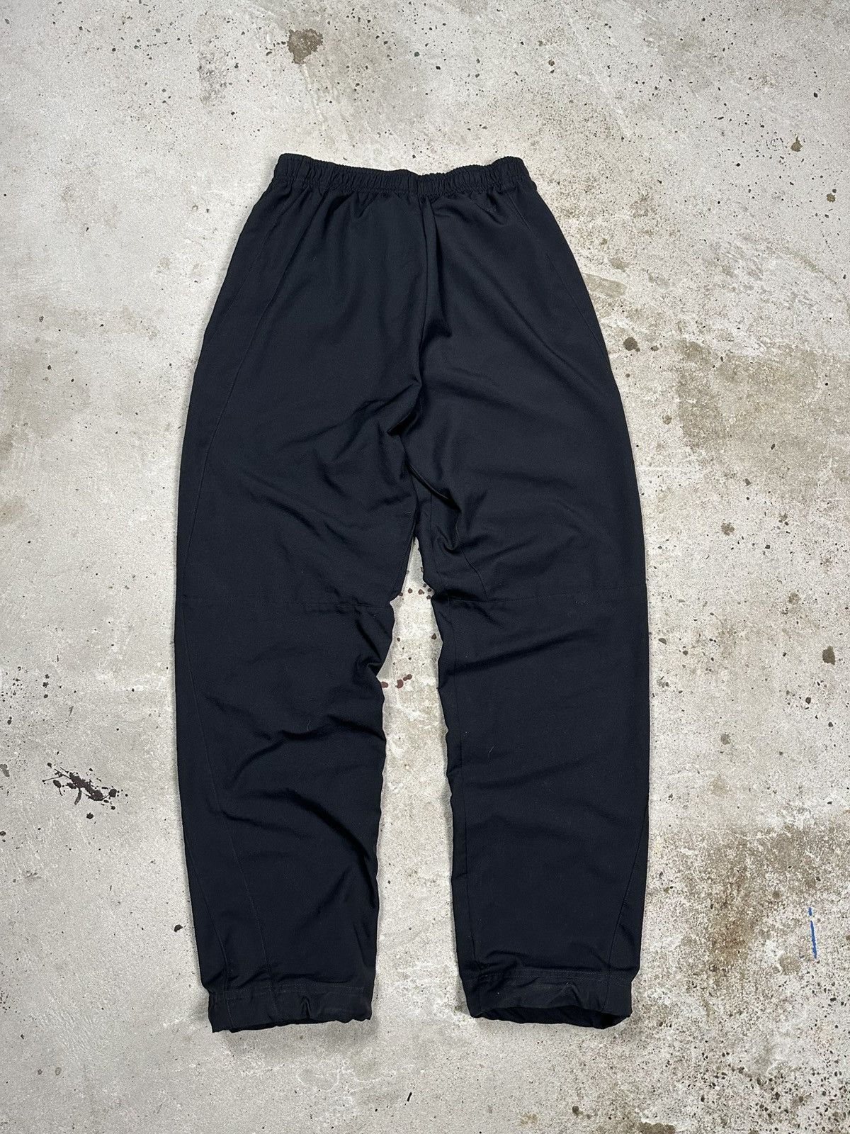 Nike Vintage Y2K Nike Black Baggy Track Pants Swoosh rare usa Size US 30 / EU 46 - 2 Thumbnail