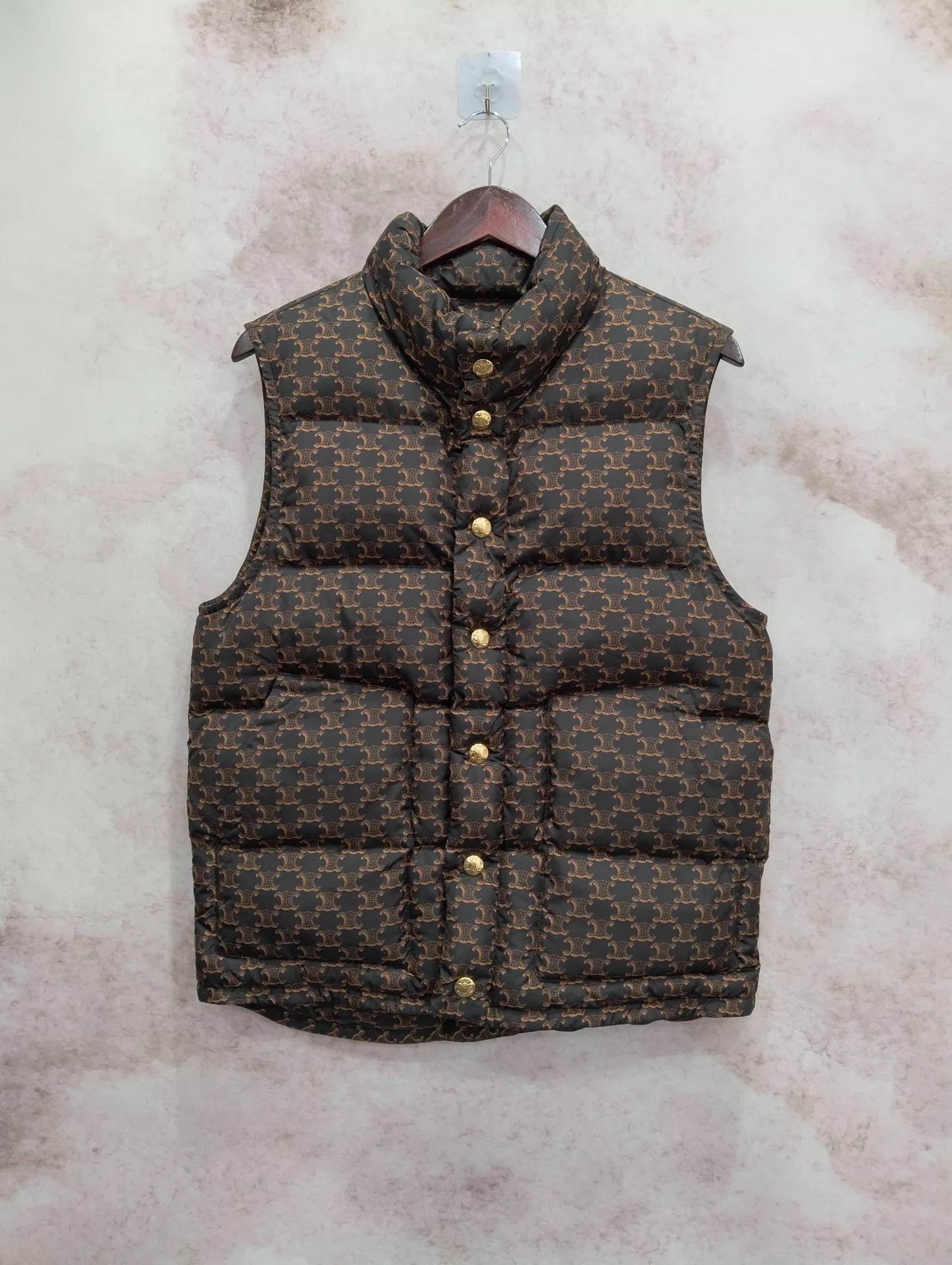 Celine Celine Triomphe Monogram down vest 36 Size XS / US 0-2 / IT 36-38 - 1 Thumbnail