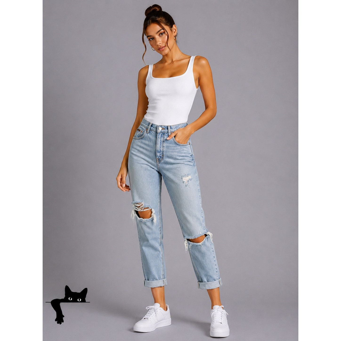 Calvin Klein Calvin Klein Light Wash Distressed Cuffed High-Rise Jeans 4 Size 27" / US 4 / IT 40 - 3 Thumbnail