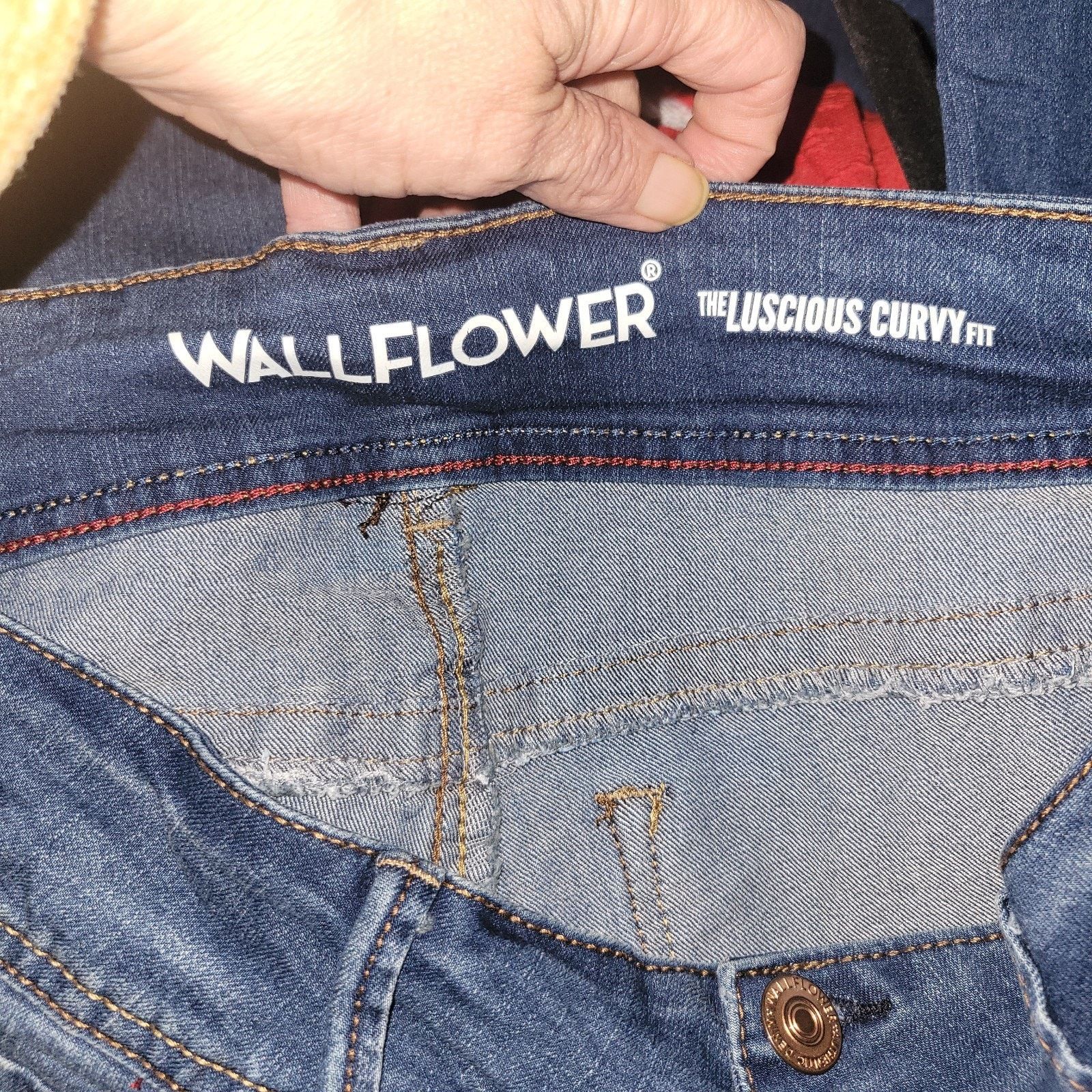 & Other Stories WallFlower Luscious Curvy Fit Bootcut Jeans in Size 9 Size 36" / US 14 / IT 50 - 7 Thumbnail