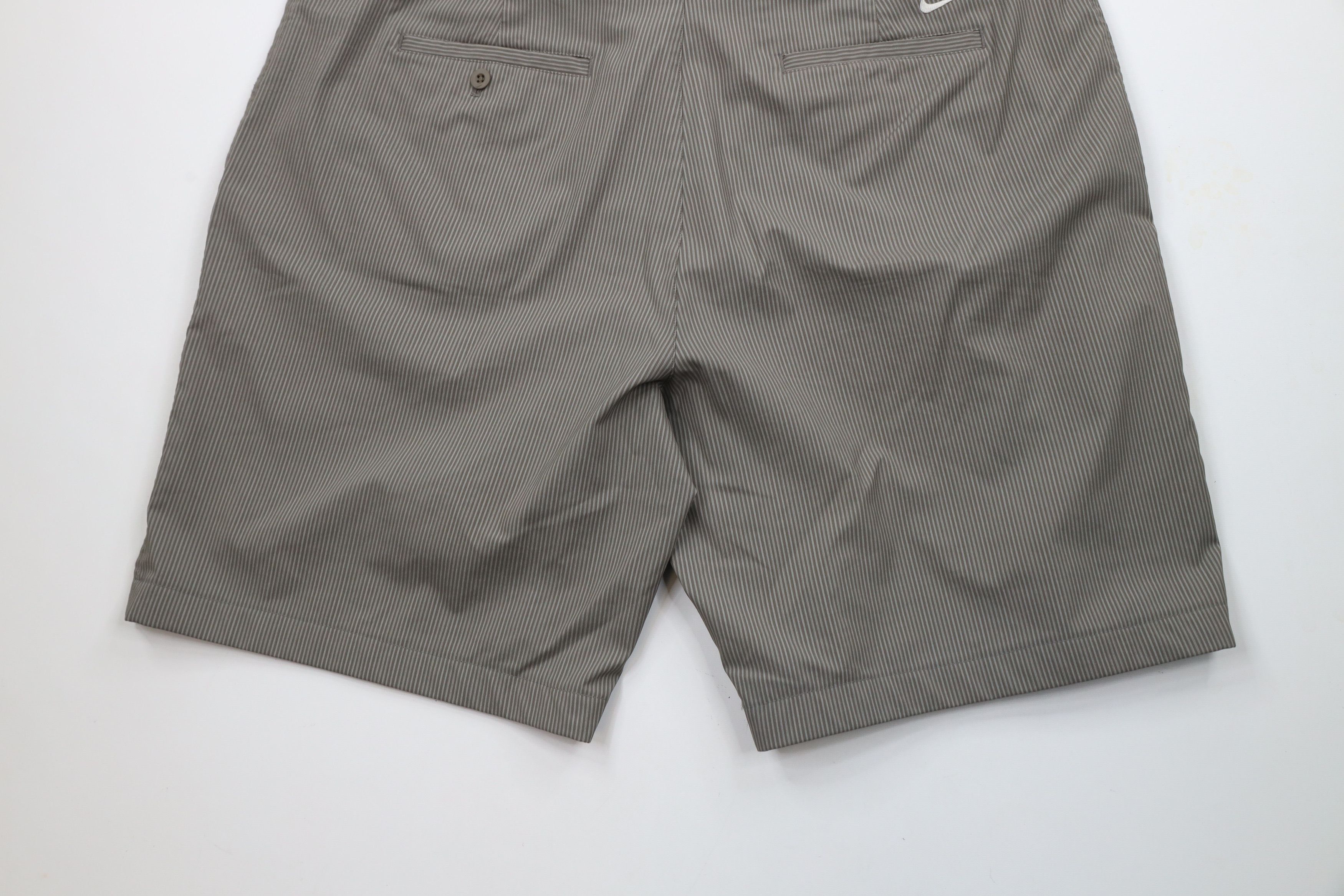 Nike × Vintage Nike Golf Flat Front Tech Golfing Golf Chino Shorts Gray Size US 42 / EU 58 - 11 Thumbnail