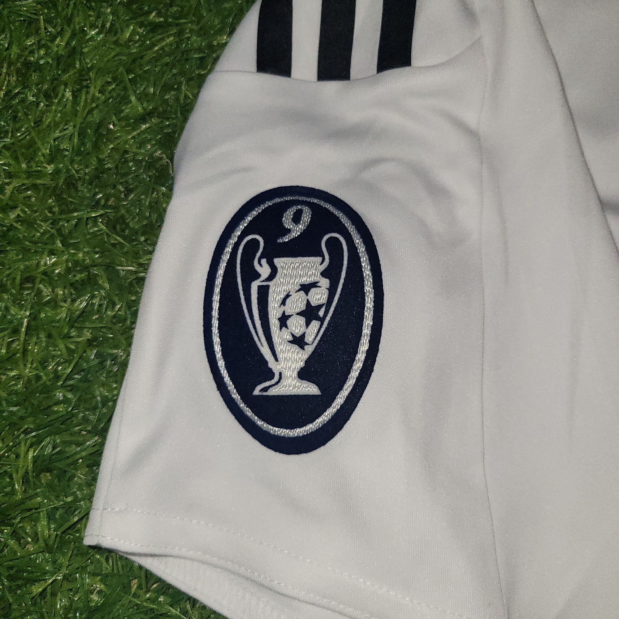 Adidas Raul Real Madrid 2008 2009 UEFA Home Soccer Jersey Shirt XL Size US XL / EU 56 / 4 - 6 Thumbnail
