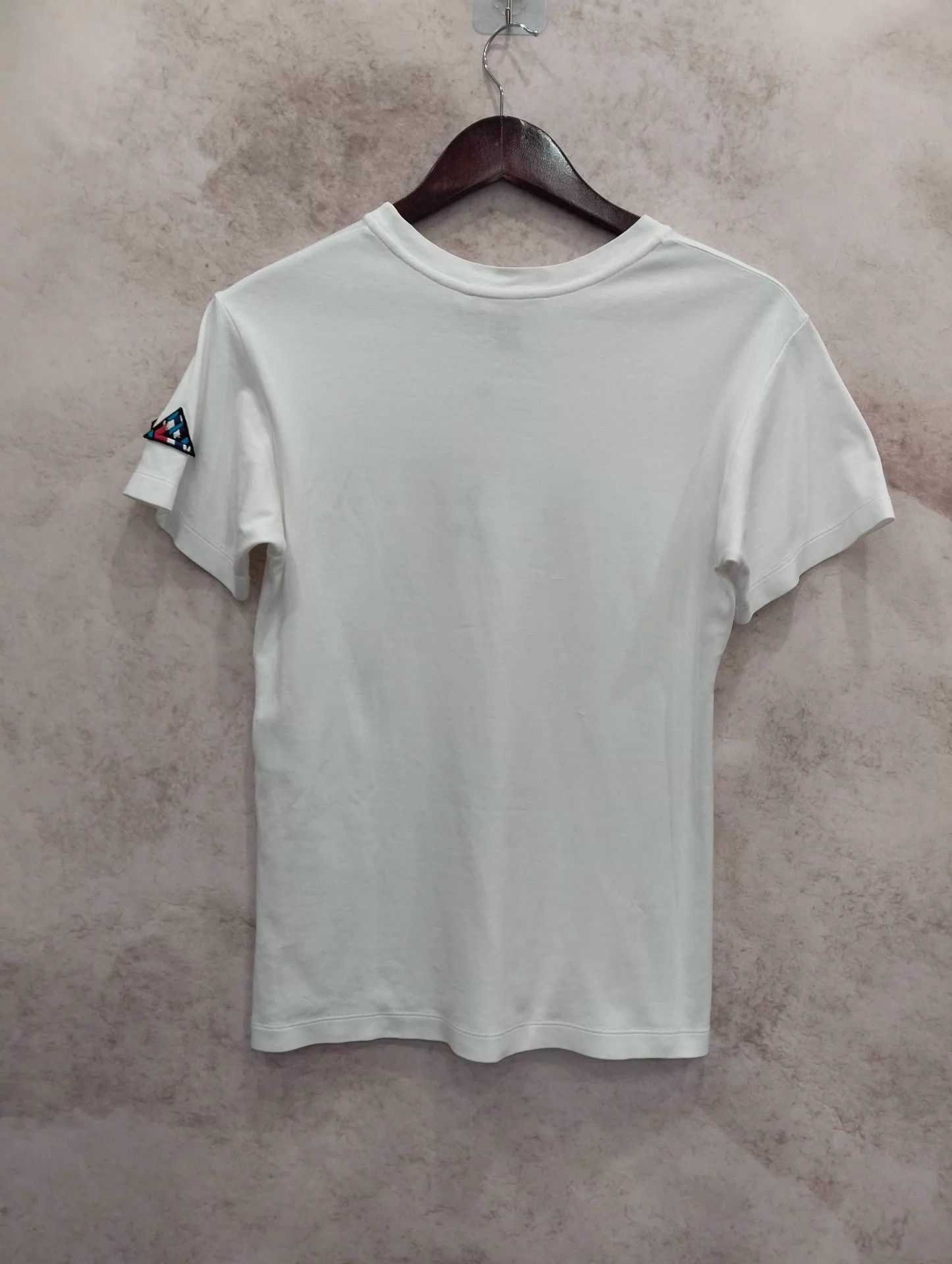 Louis Vuitton LV White Badge Pocket Embroidered Short Sleeve T-shirt S Size S / US 4 / IT 40 - 2 Thumbnail