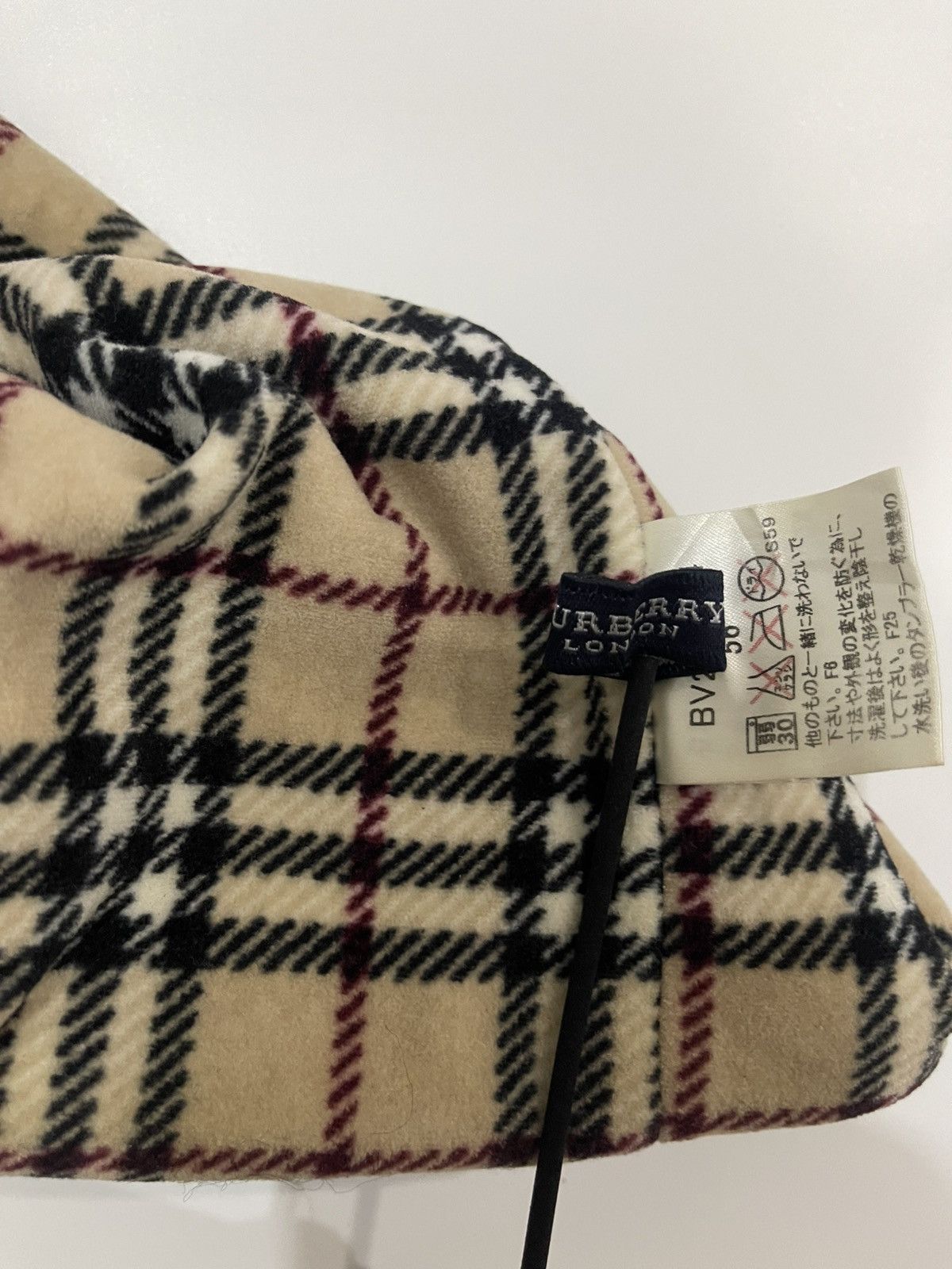 Burberry Burberry Check Cashmere belnd Beanie Size ONE SIZE - 7 Thumbnail