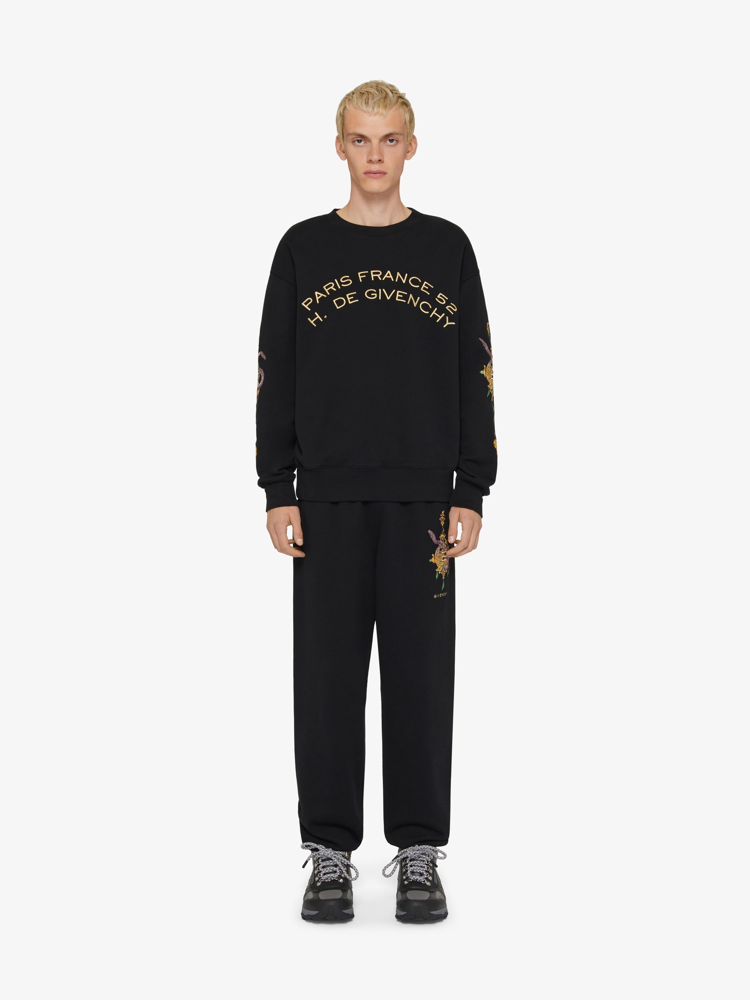 Givenchy oc11z0725 Sweatshirt in Black Size US M / EU 48-50 / 2 - 3 Thumbnail