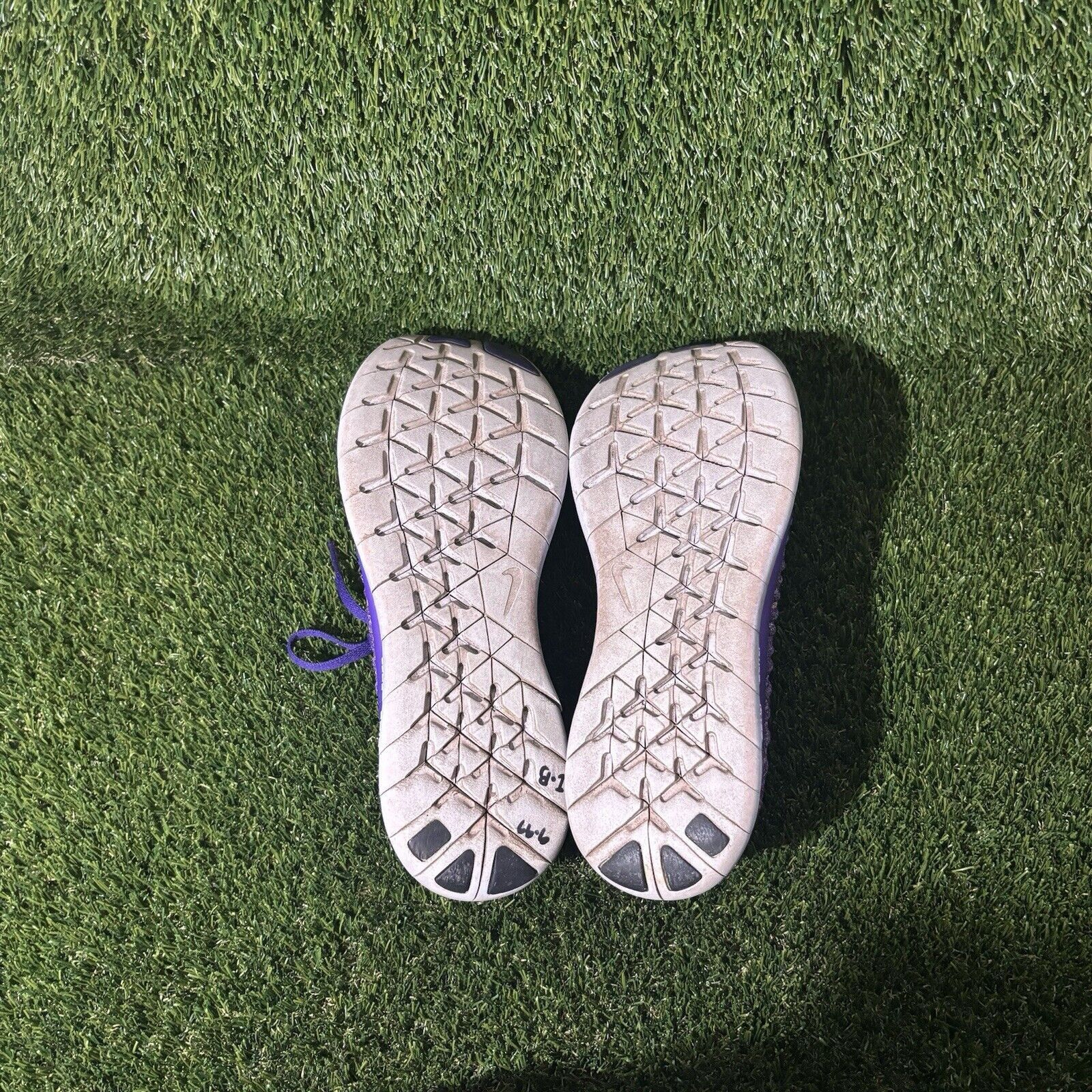 Nike Size 8 - Nike Free RN Flyknit Hyper Purple Women's Size US 8 / IT 38 - 5 Thumbnail