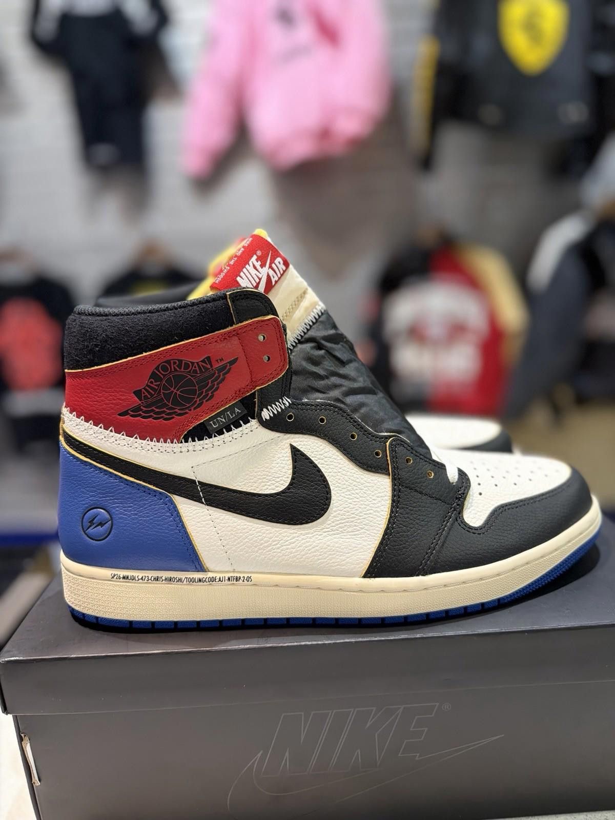 Jordan Brand Air Jordan 1 x Union x Fragment Black and Varsity Red (13) Size US 13 / EU 46 - 5 Thumbnail