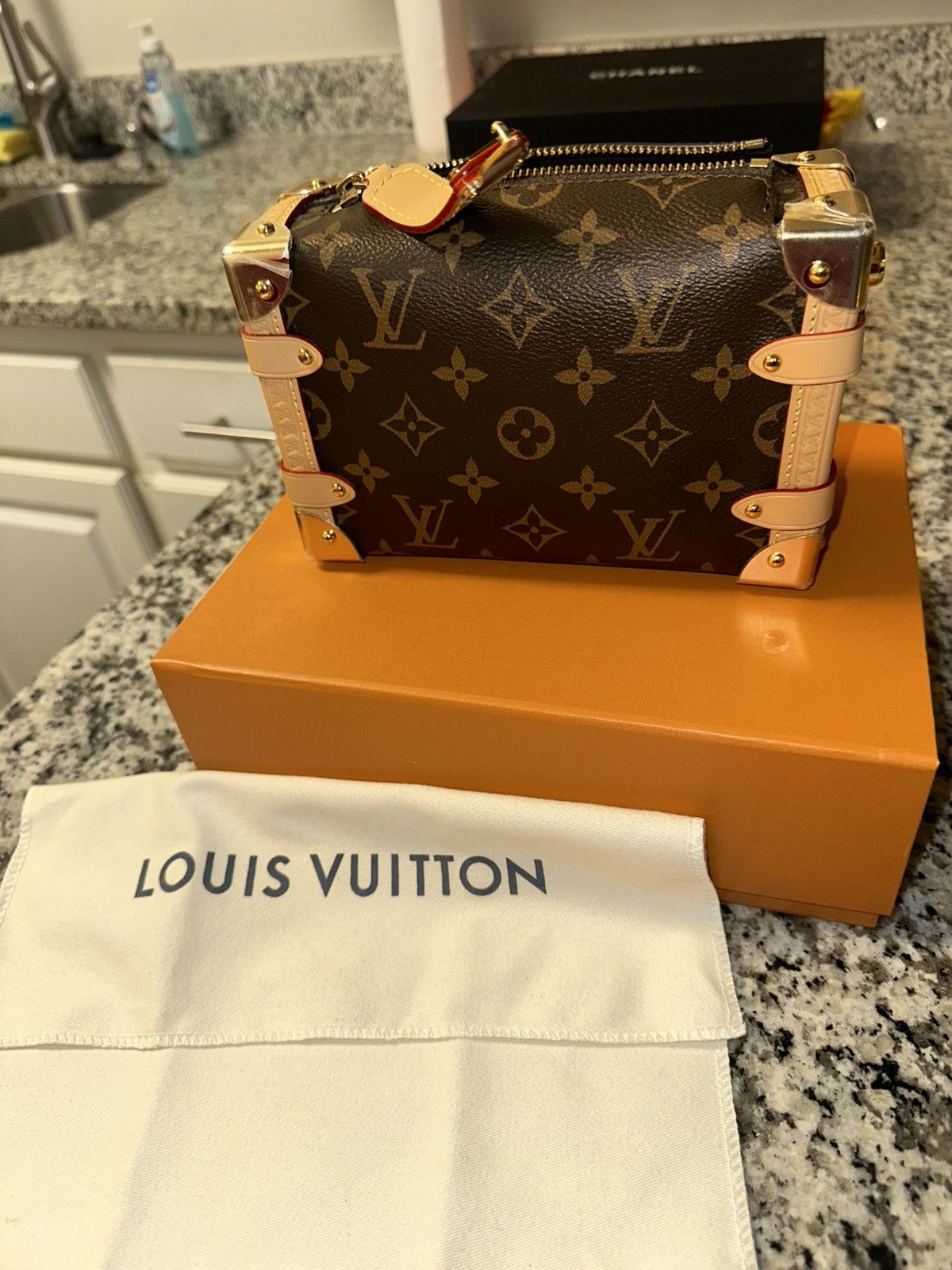 Louis Vuitton Louis Vuitton Side Trunk PM (Monogram Canvas) Size ONE SIZE - 2 Thumbnail