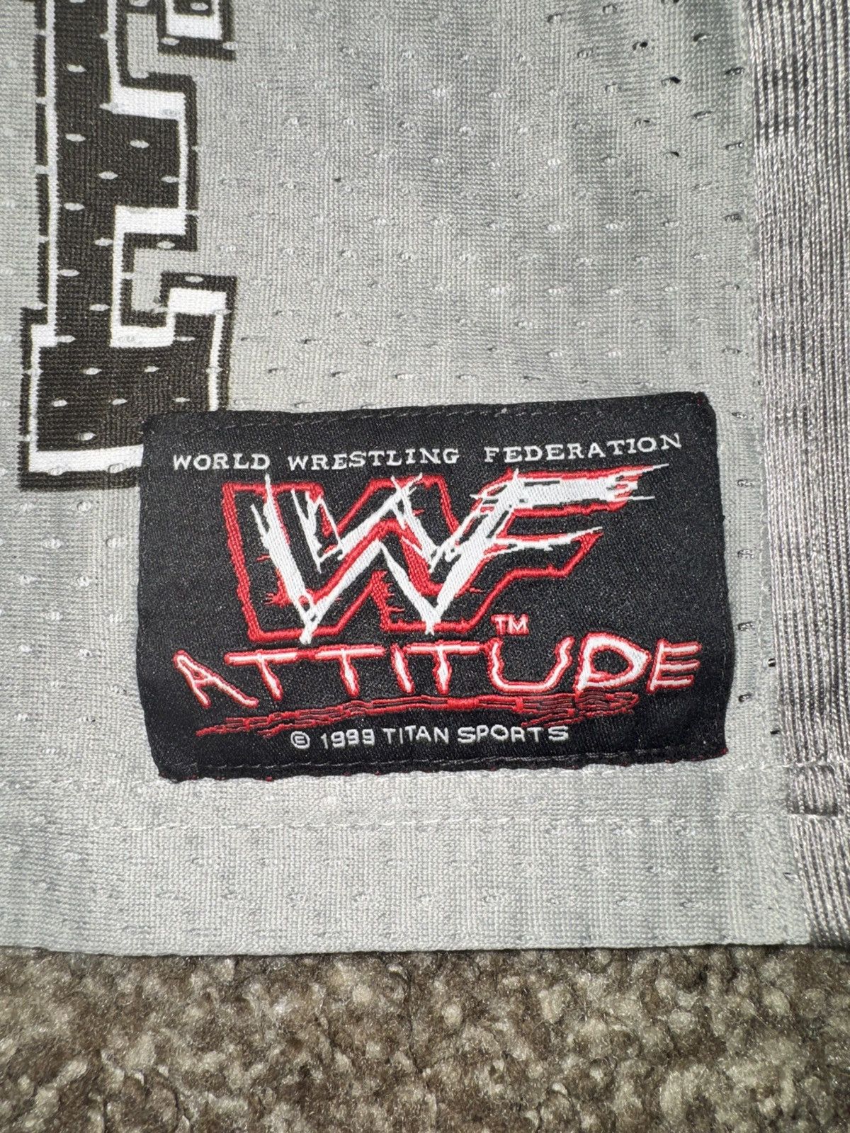 WWF RARE Vintage 1999 The Rock Smackdown Jersey WWF WWE Size US M / EU 48-50 / 2 - 7 Thumbnail