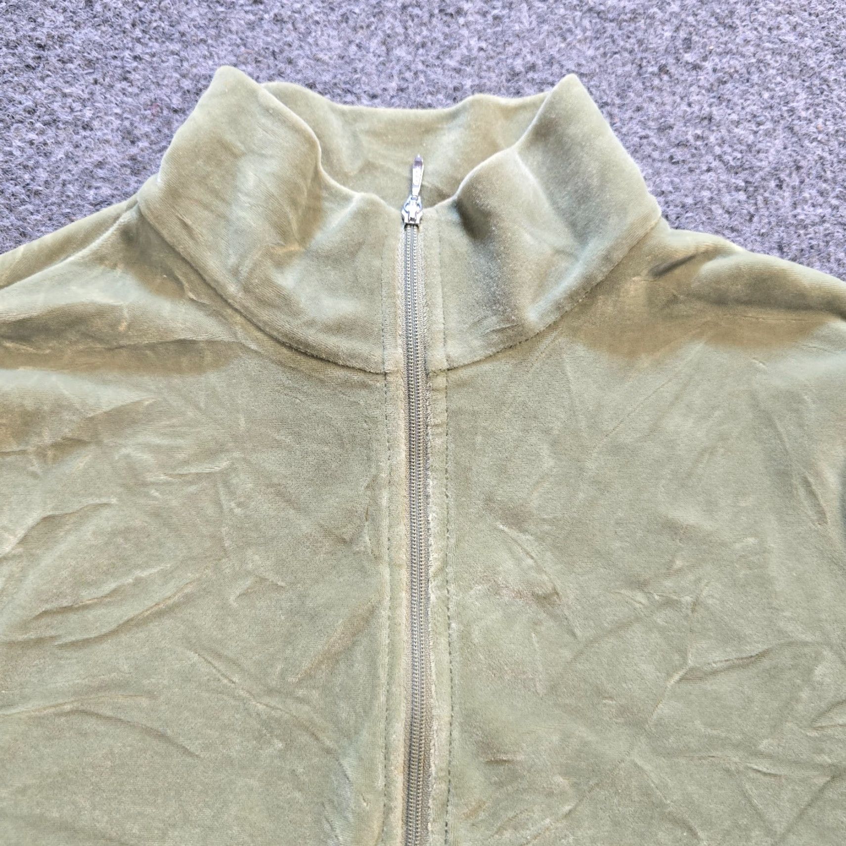 Obermeyer Obermeyer Top Women Small Green Velour 1/4 Zip Long Sleeve Ski Casual Pullover Velour 1/4 Zip Mock Neck Winter Skiing Women Regular Size S Size S / US 4 / IT 40 - 2 Thumbnail